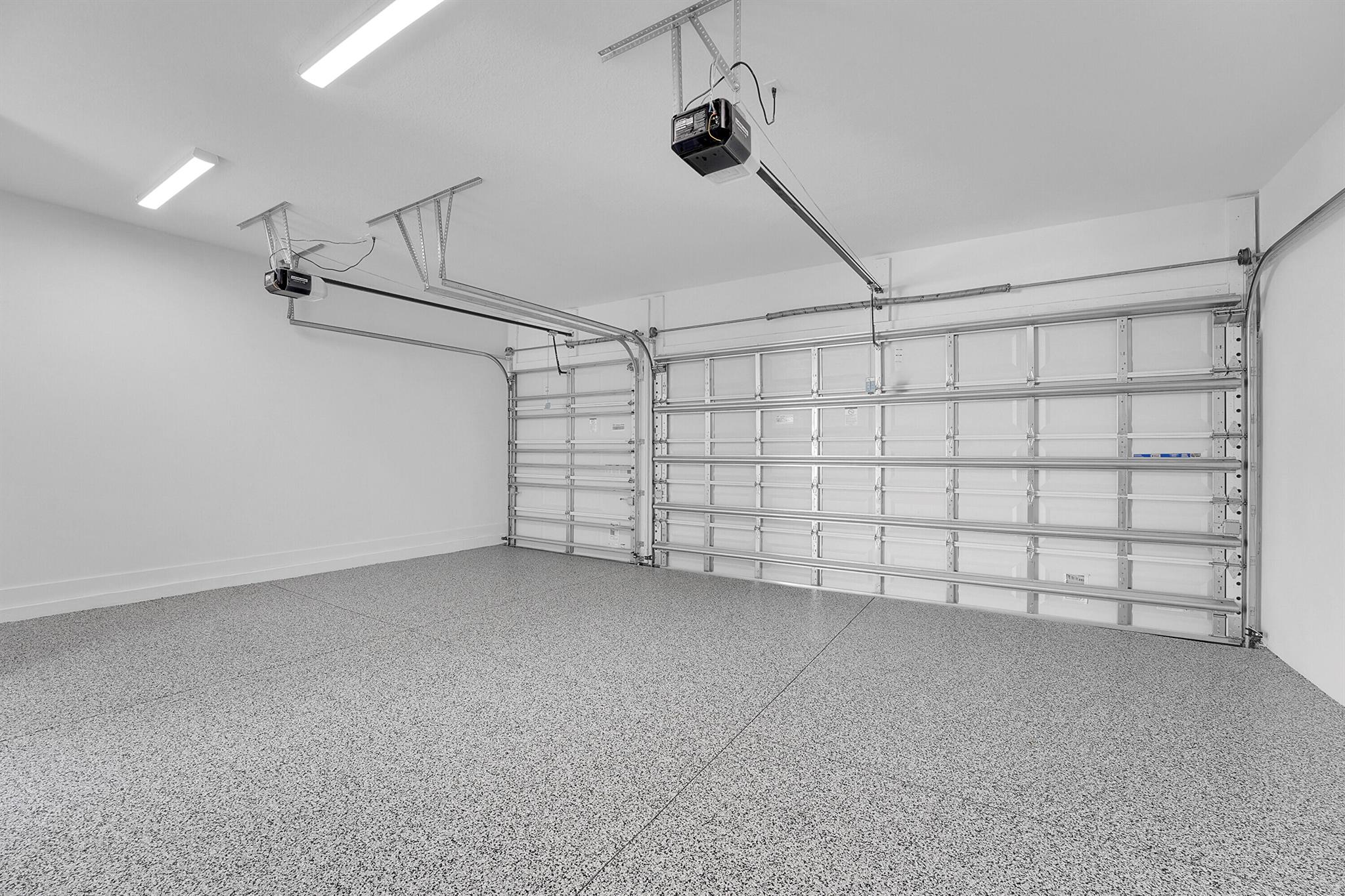 ALTON NEIGHBORHOOD - Residential Lease