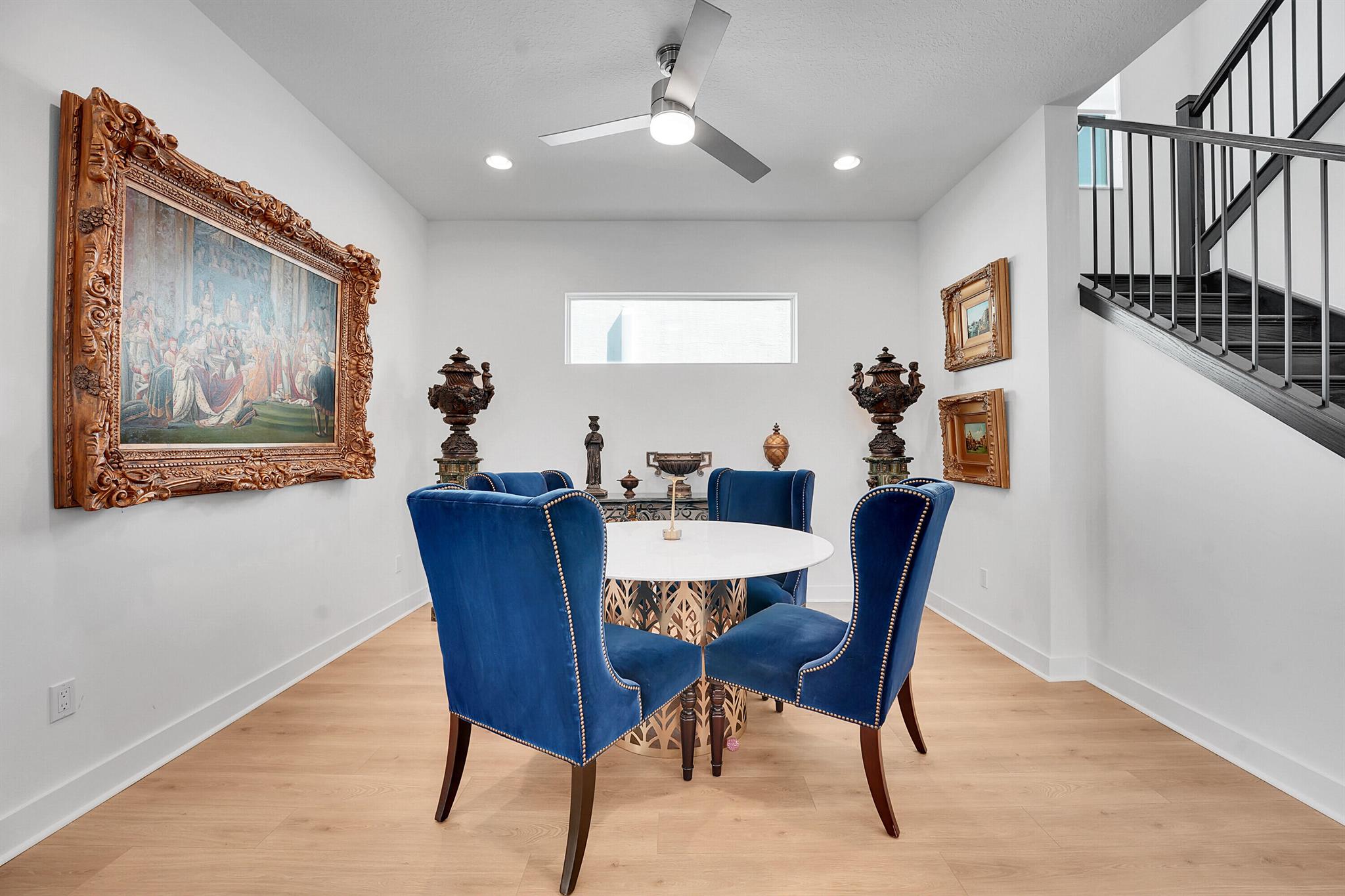 ALTON NEIGHBORHOOD - Residential Lease