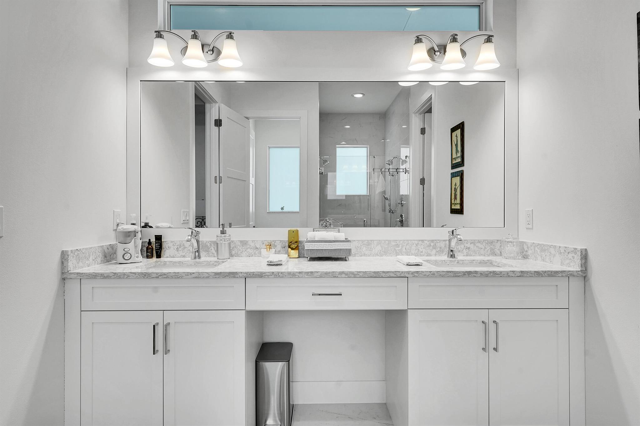 ALTON NEIGHBORHOOD - Residential Lease