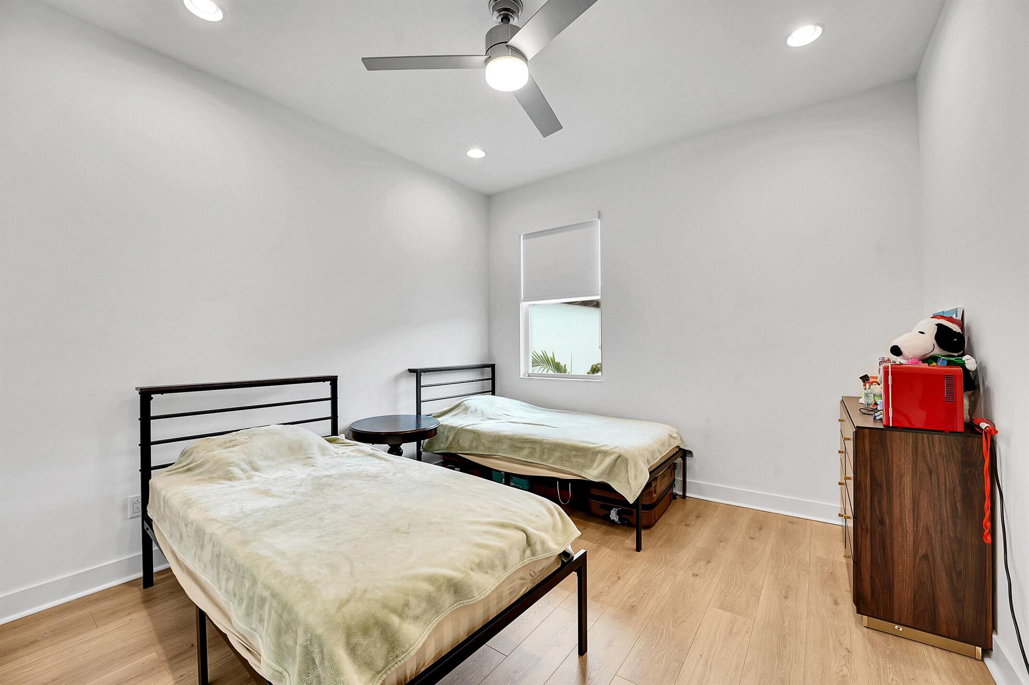 ALTON NEIGHBORHOOD - Residential Lease