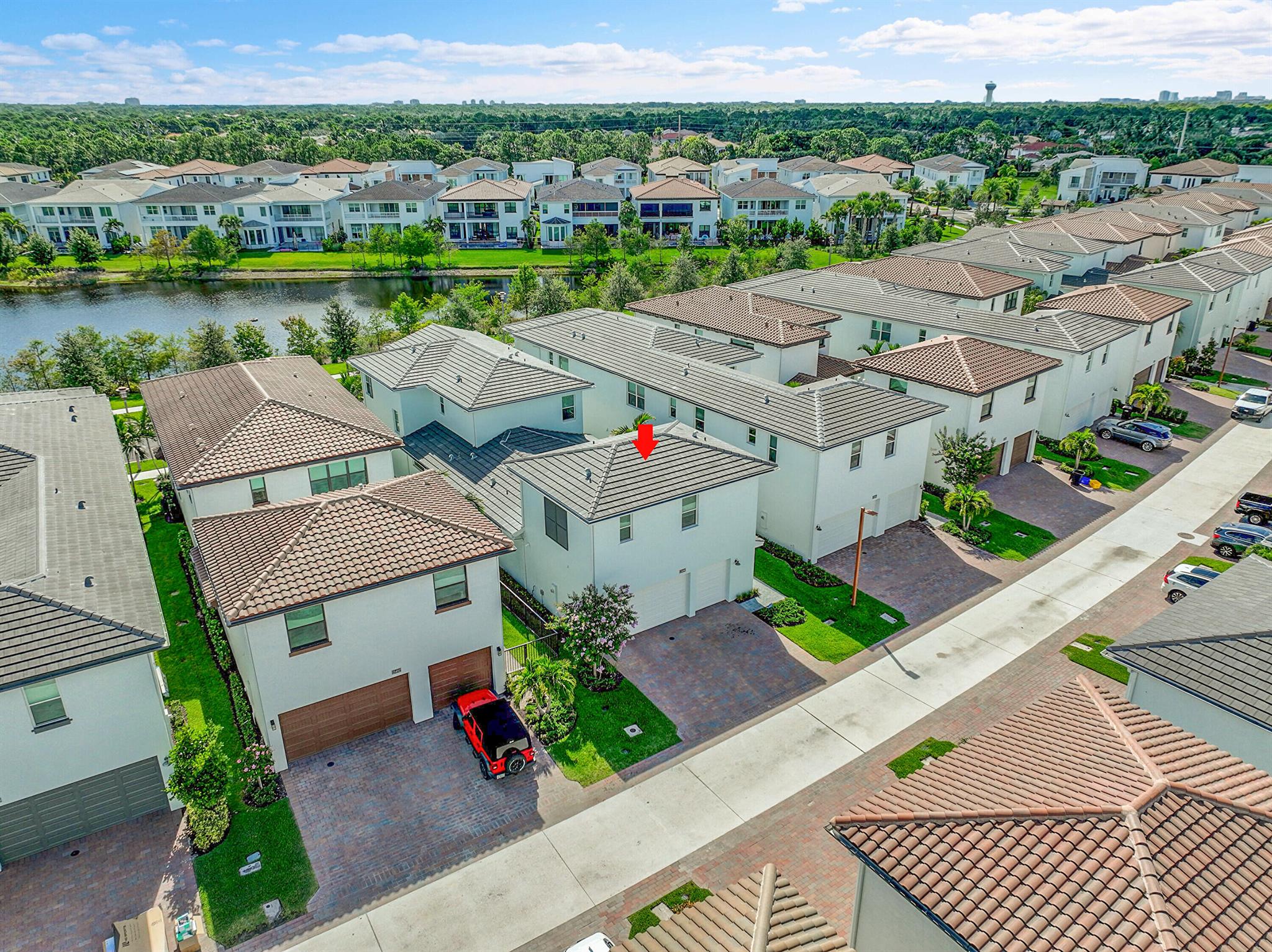 ALTON NEIGHBORHOOD - Residential Lease