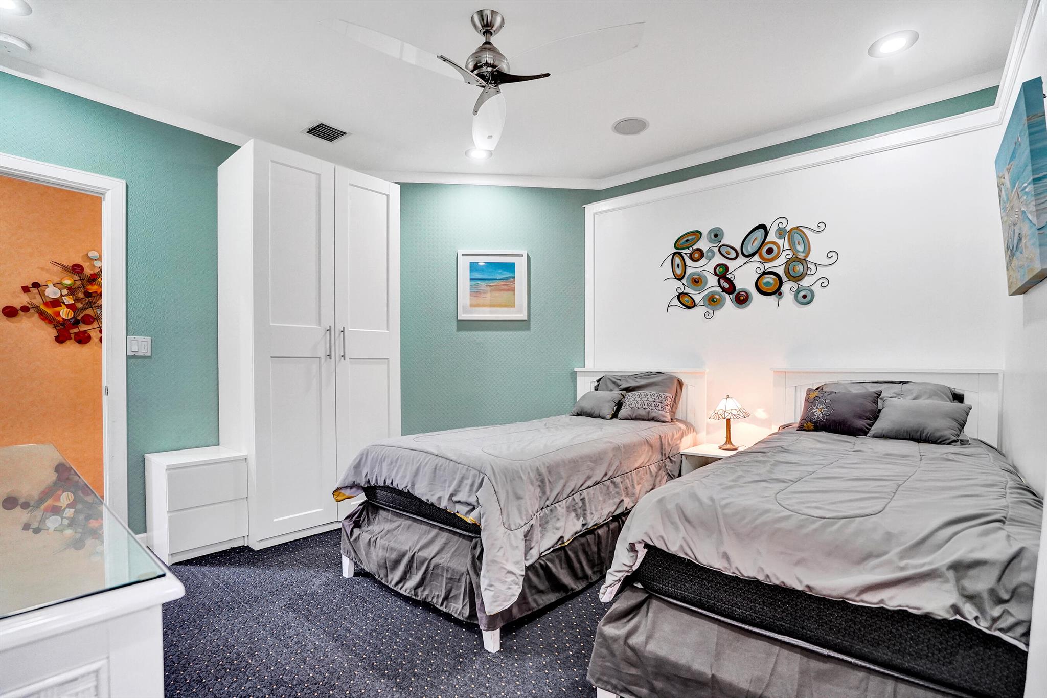 MANZO MAR - Residential Lease