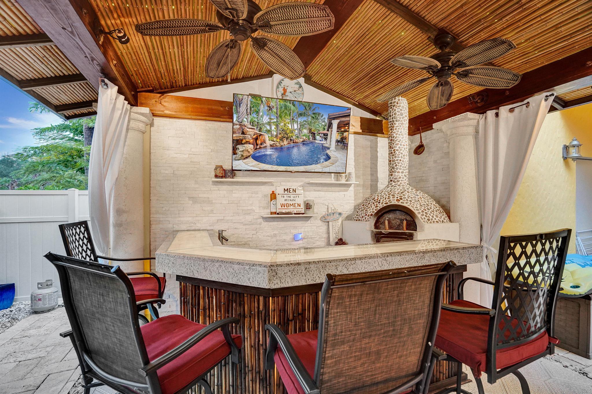 MANZO MAR - Residential Lease