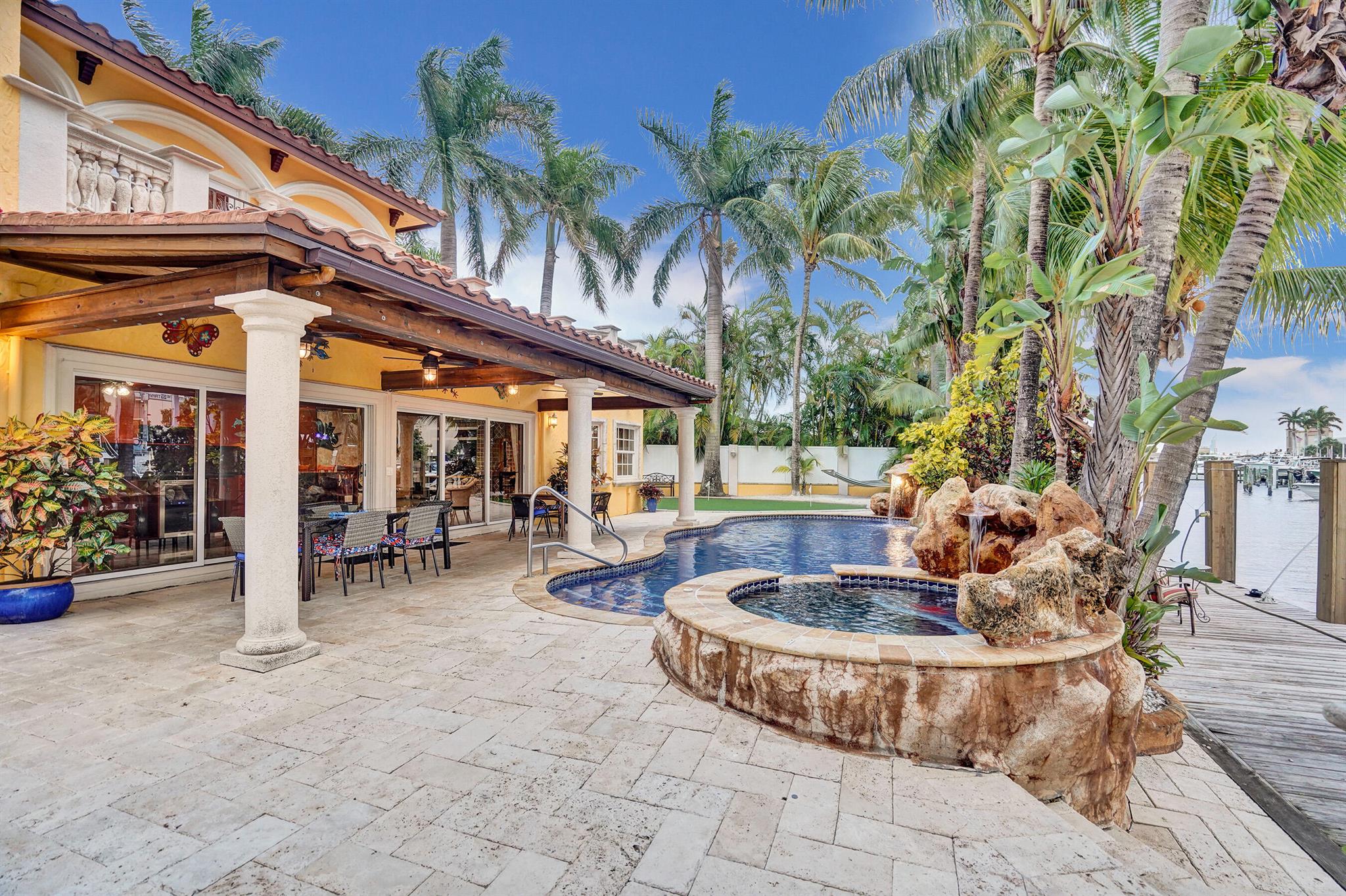 MANZO MAR - Residential Lease