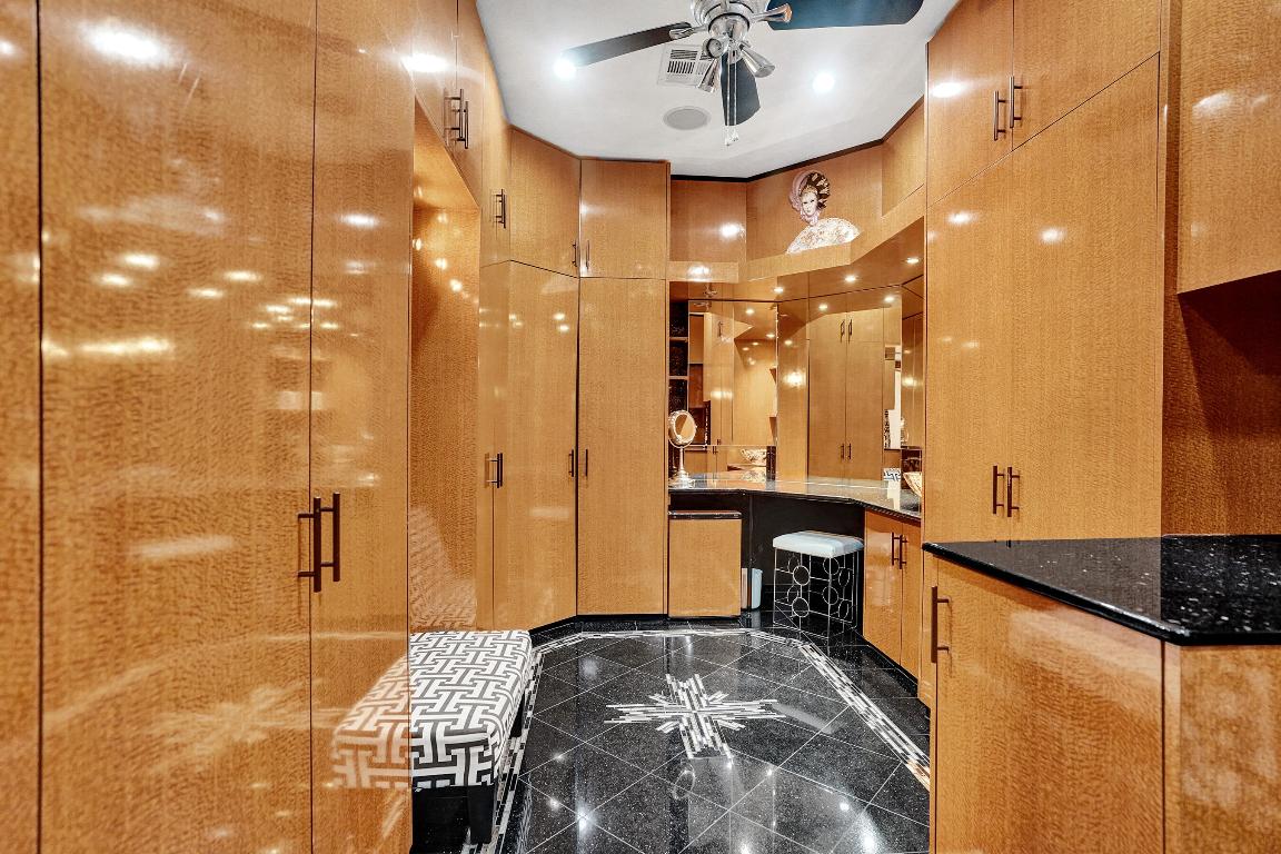 MANZO MAR - Residential Lease