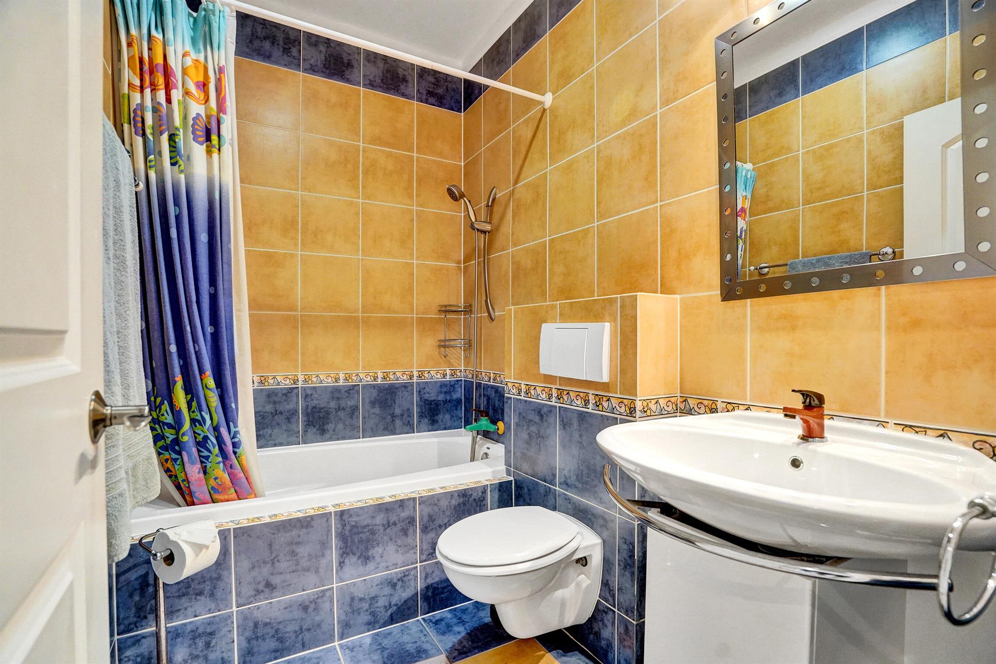 MANZO MAR - Residential Lease