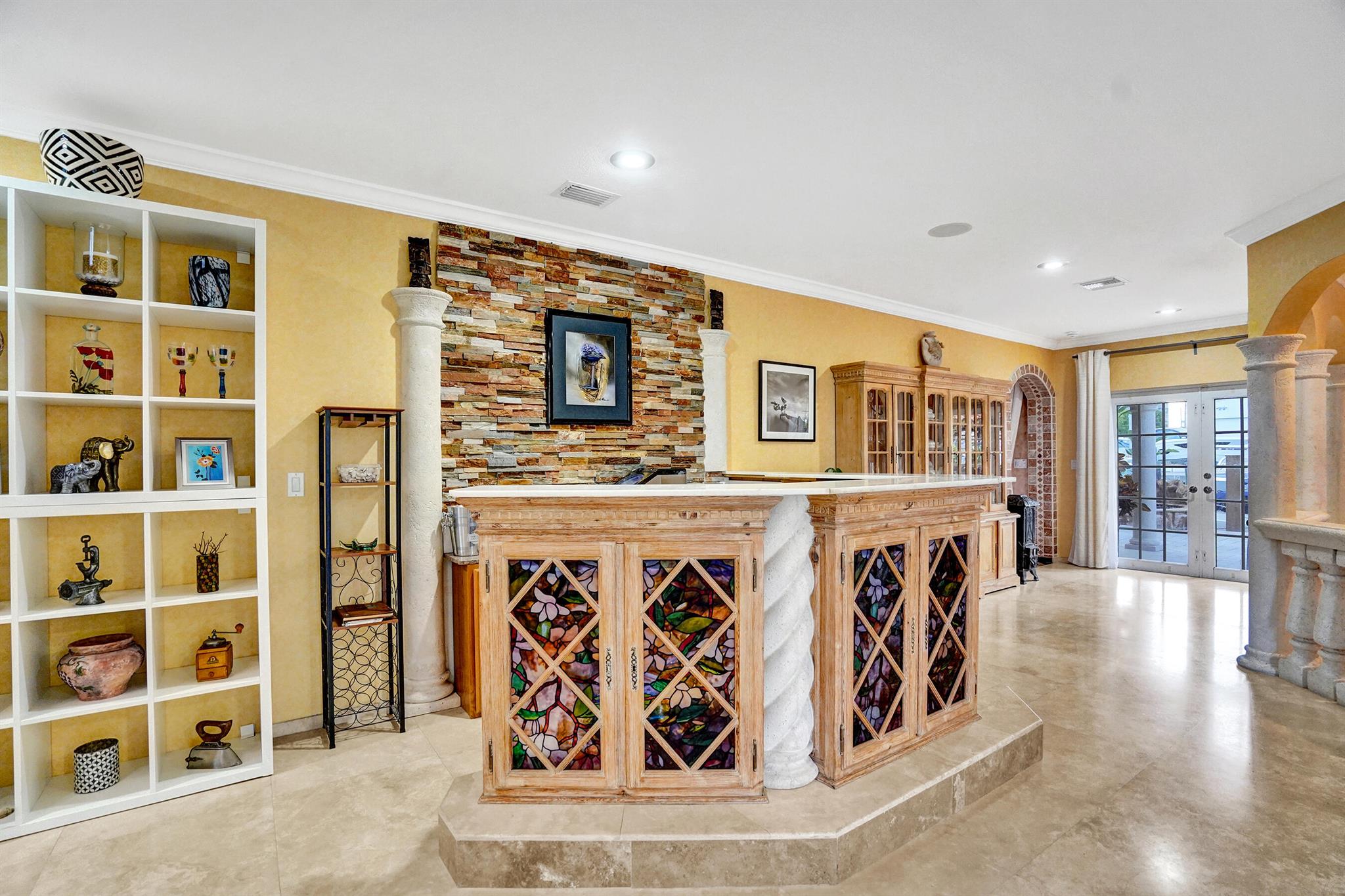 MANZO MAR - Residential Lease