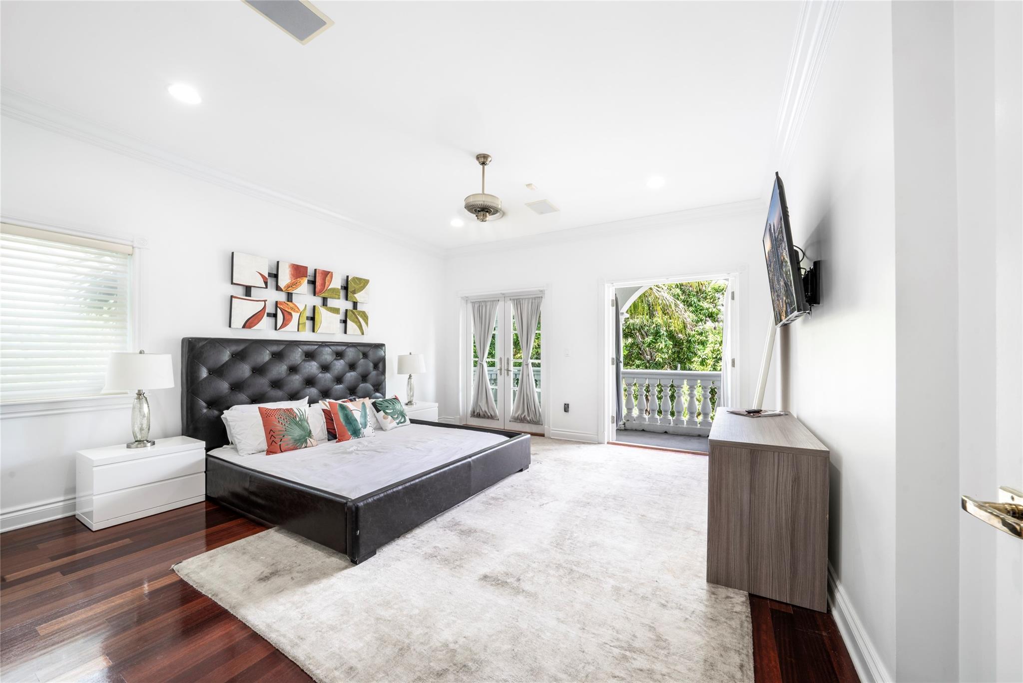 Venice 8-12 B - Residential Lease