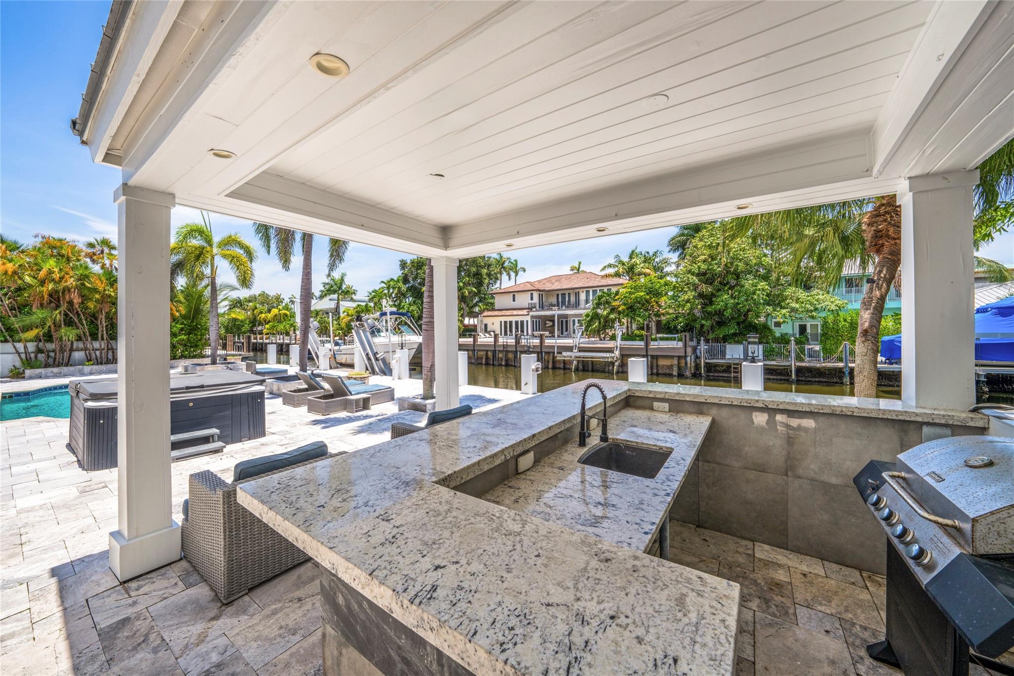 Venice 8-12 B - Residential Lease