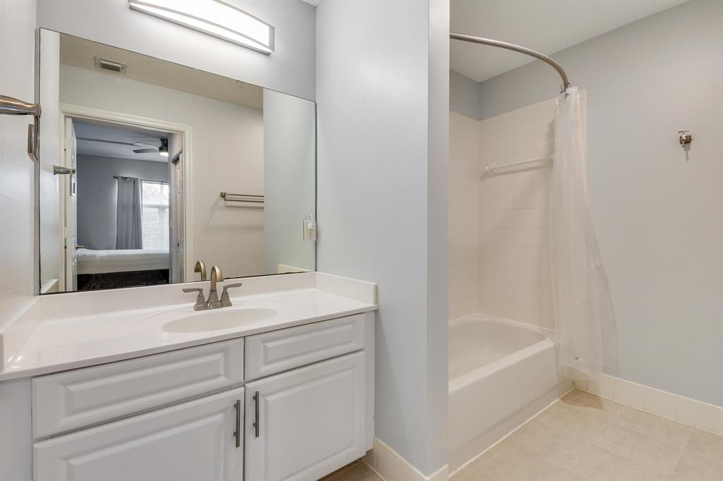 VILLAGE AT ABACOA CONDO - Residential