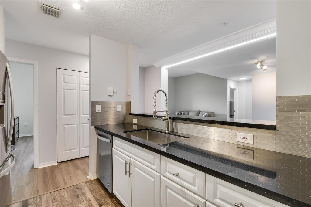 VILLAGE AT ABACOA CONDO - Residential