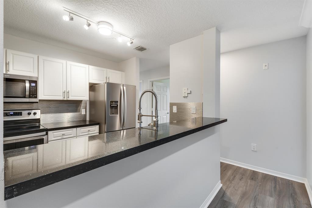 VILLAGE AT ABACOA CONDO - Residential