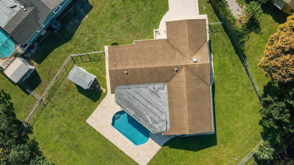 Photo of 290 NW 65th Avenue, Margate, FL 33063 (MLS # B26007601)