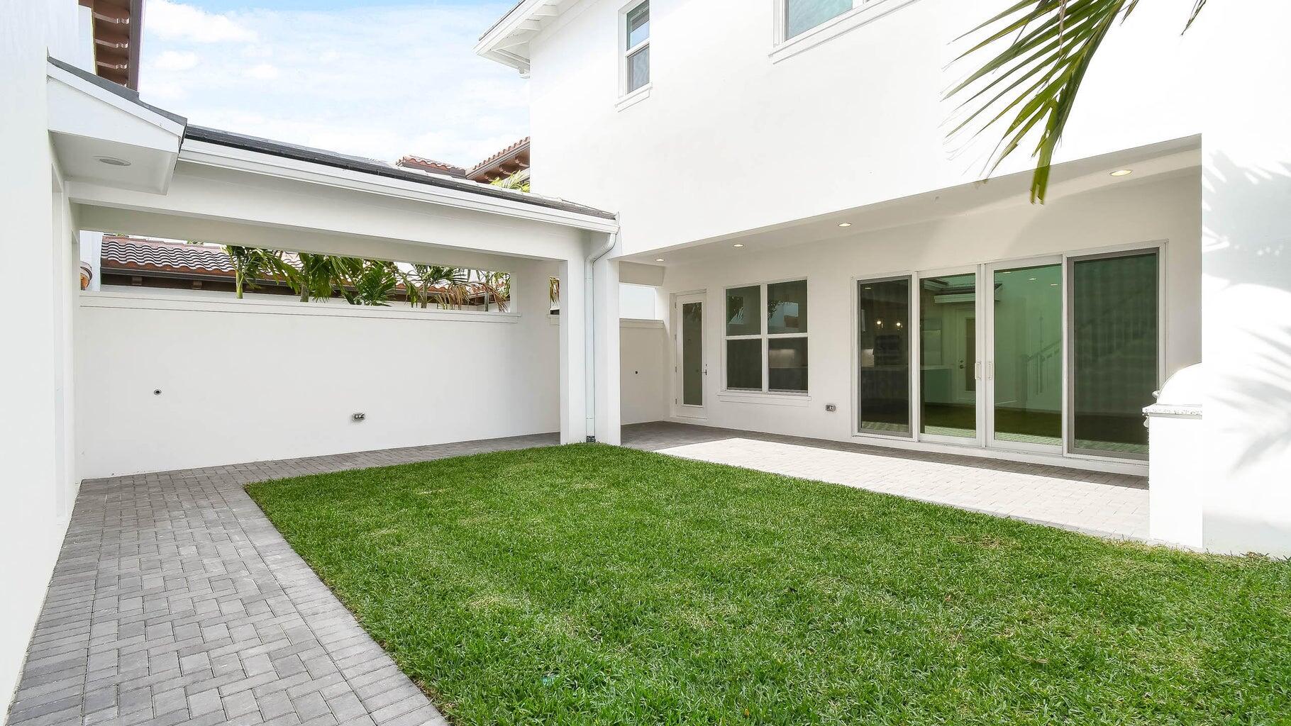 ALTON NEIGHBORHOOD - Residential Lease