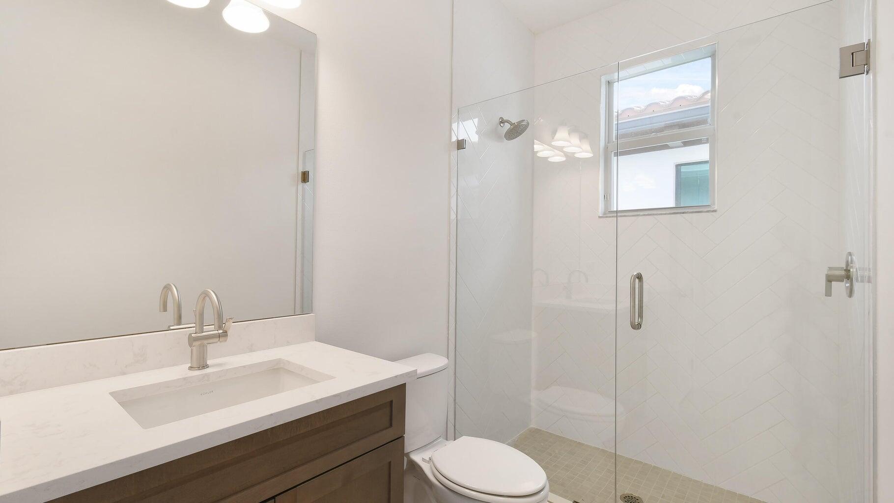 ALTON NEIGHBORHOOD - Residential Lease