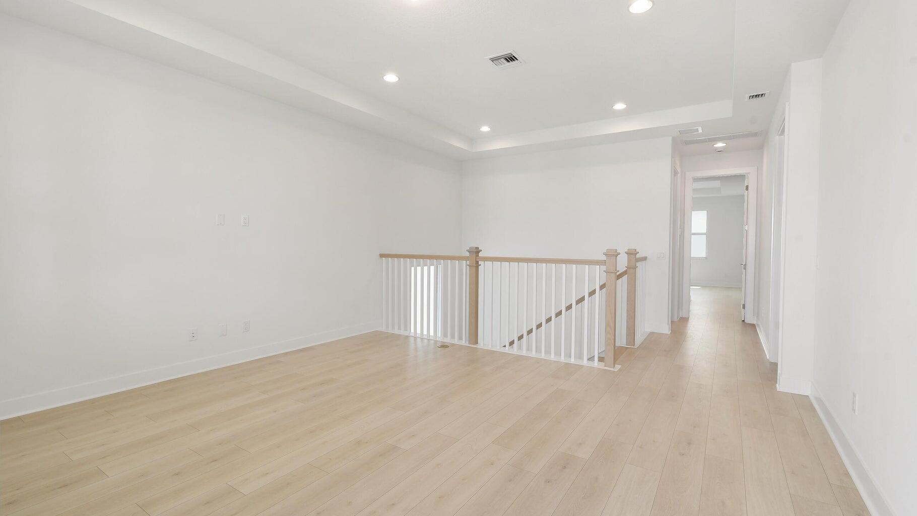 ALTON NEIGHBORHOOD - Residential Lease