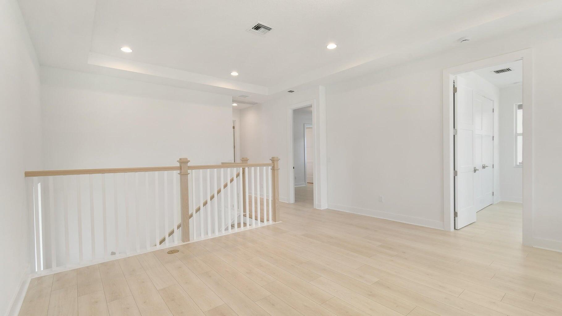 ALTON NEIGHBORHOOD - Residential Lease