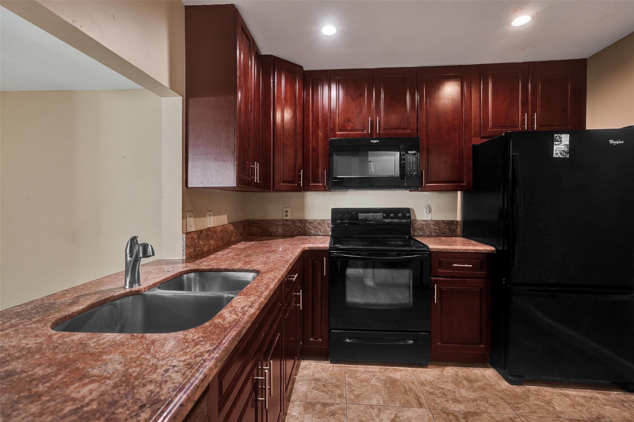 Sandalfoot Cove Sec 10 - Residential Lease