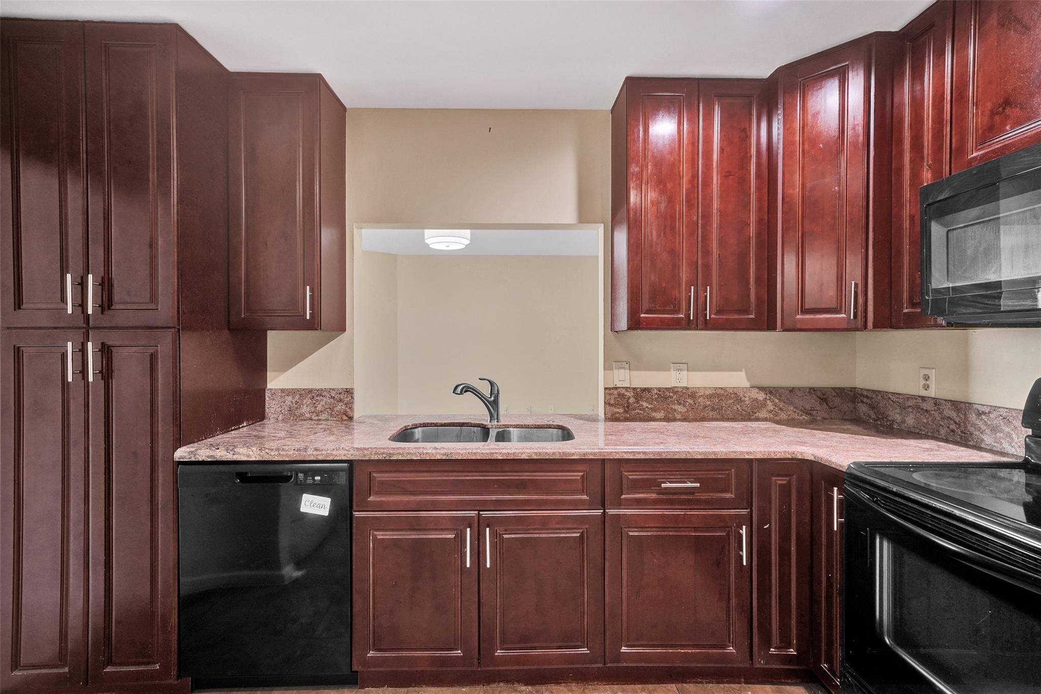 Sandalfoot Cove Sec 10 - Residential Lease