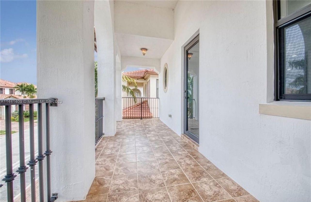 Monterra 175-155 B - Residential Lease