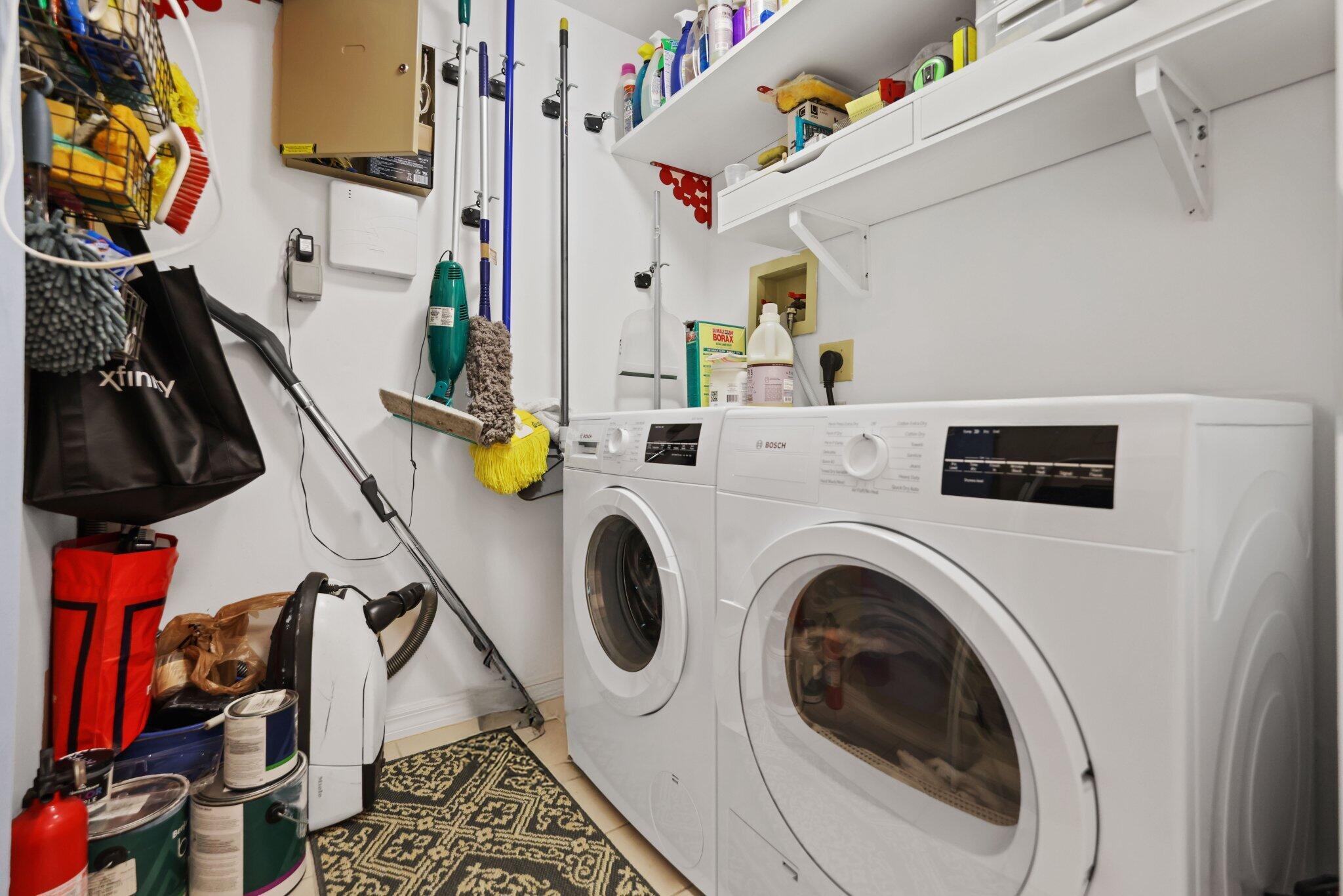 MIZNER COURT CONDO - Residential