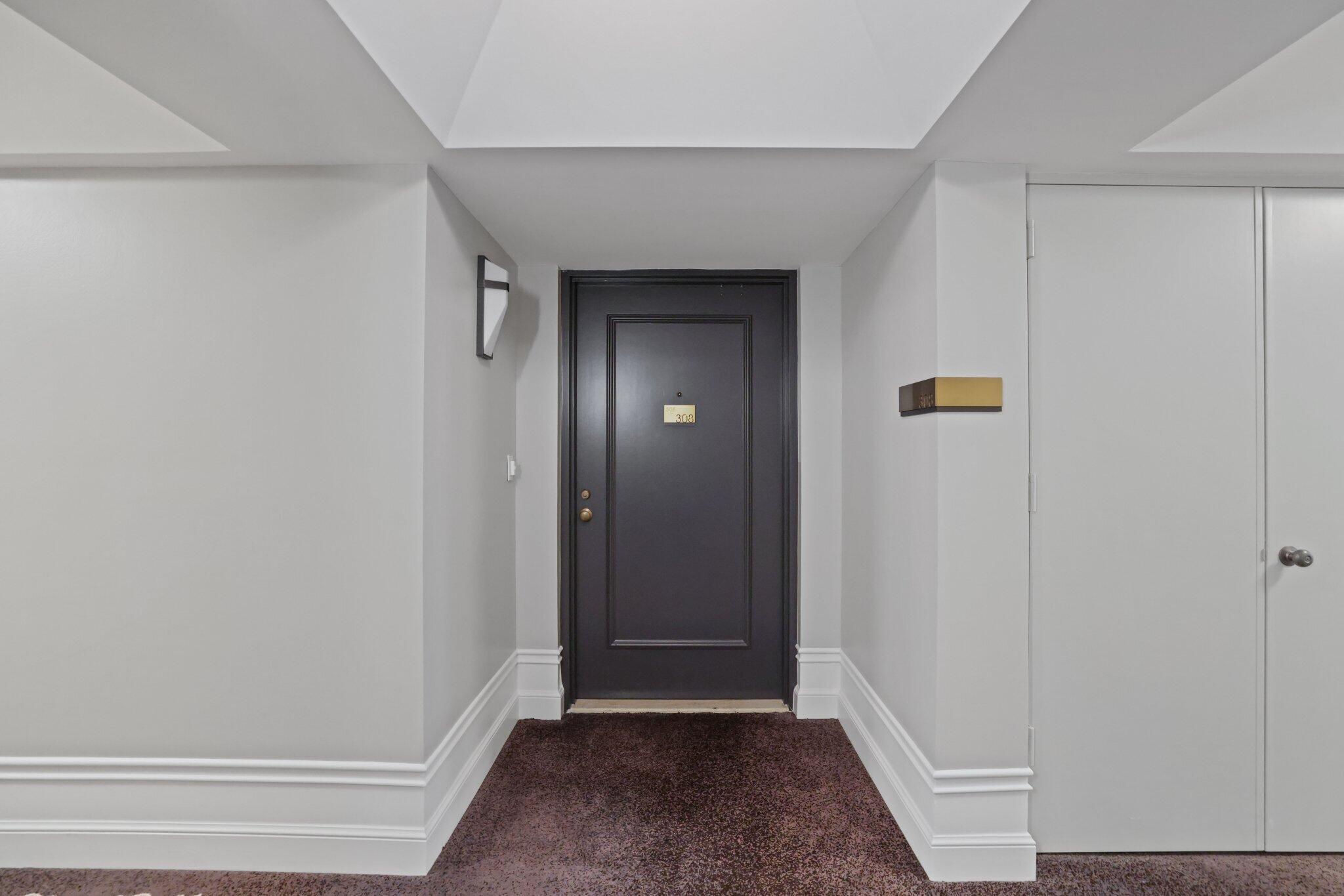 MIZNER COURT CONDO - Residential