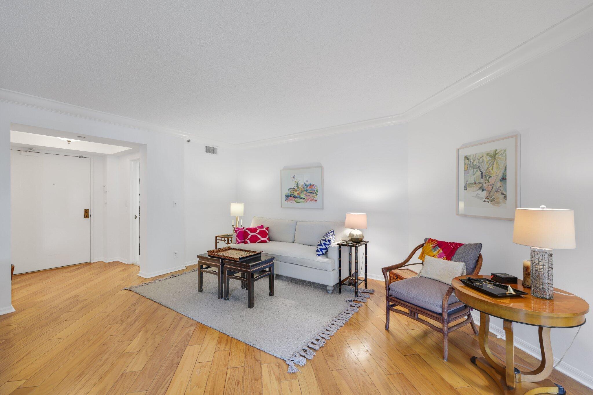 MIZNER COURT CONDO - Residential