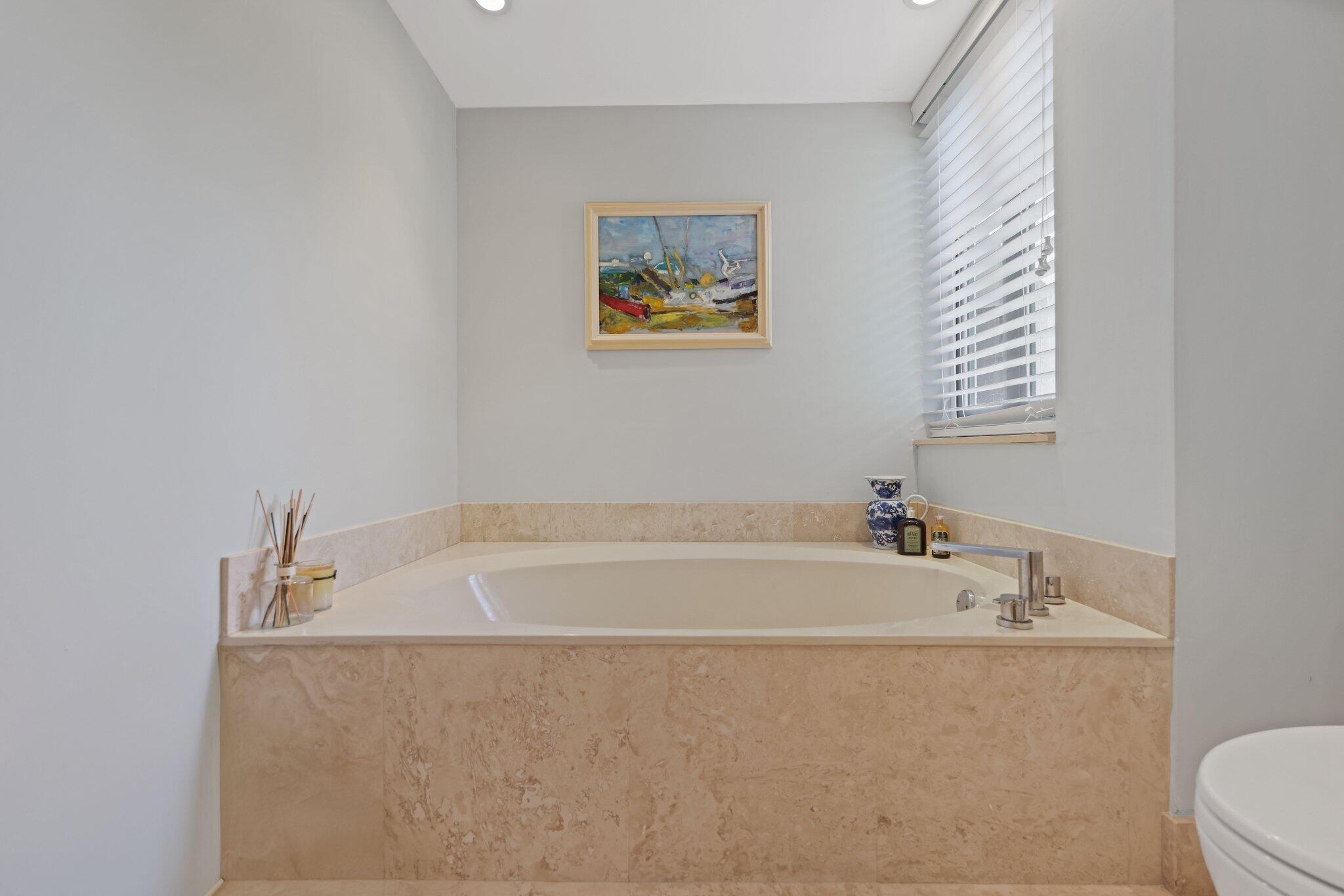 MIZNER COURT CONDO - Residential