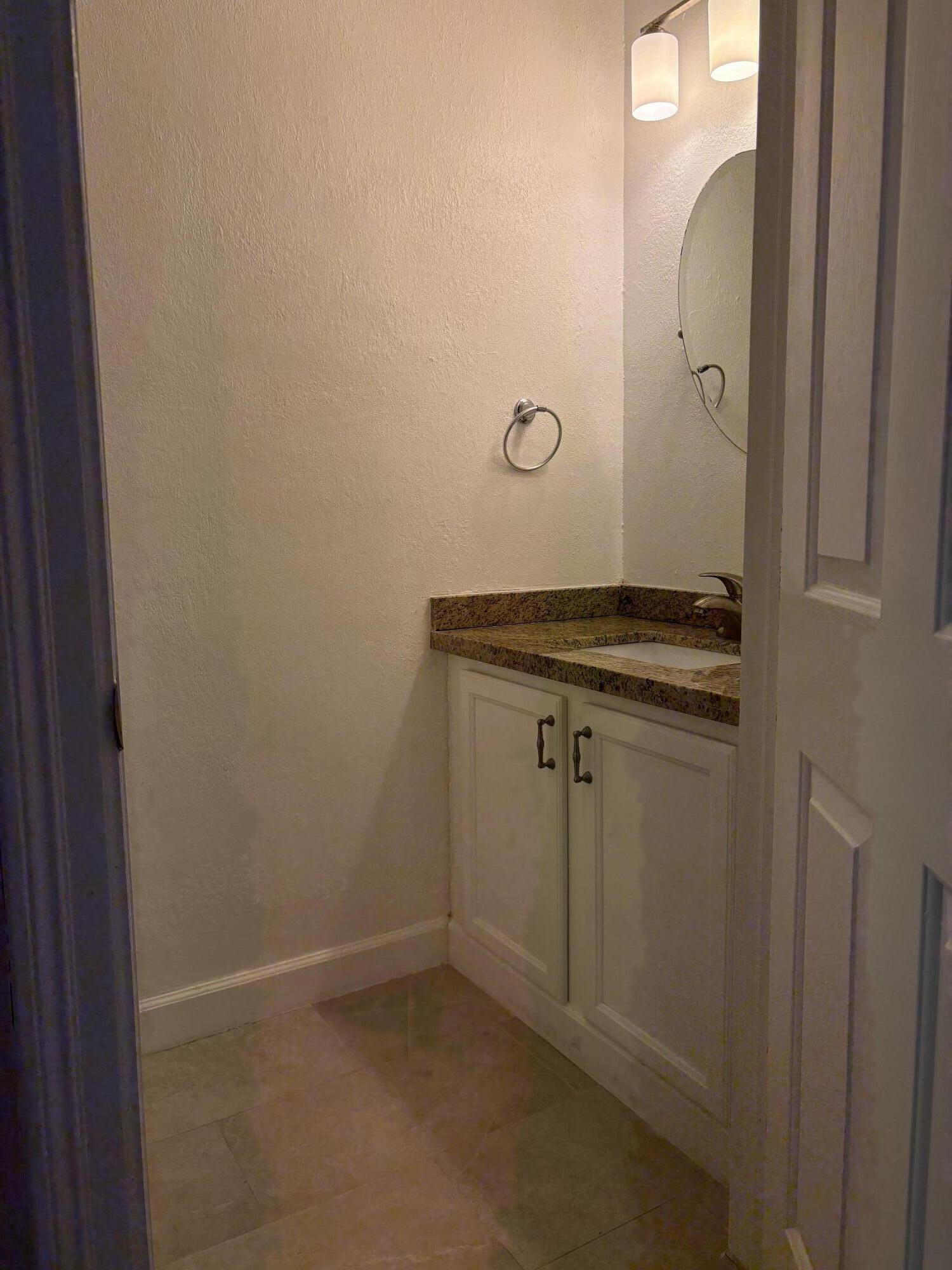 CITYSIDE CONDO - Residential Lease