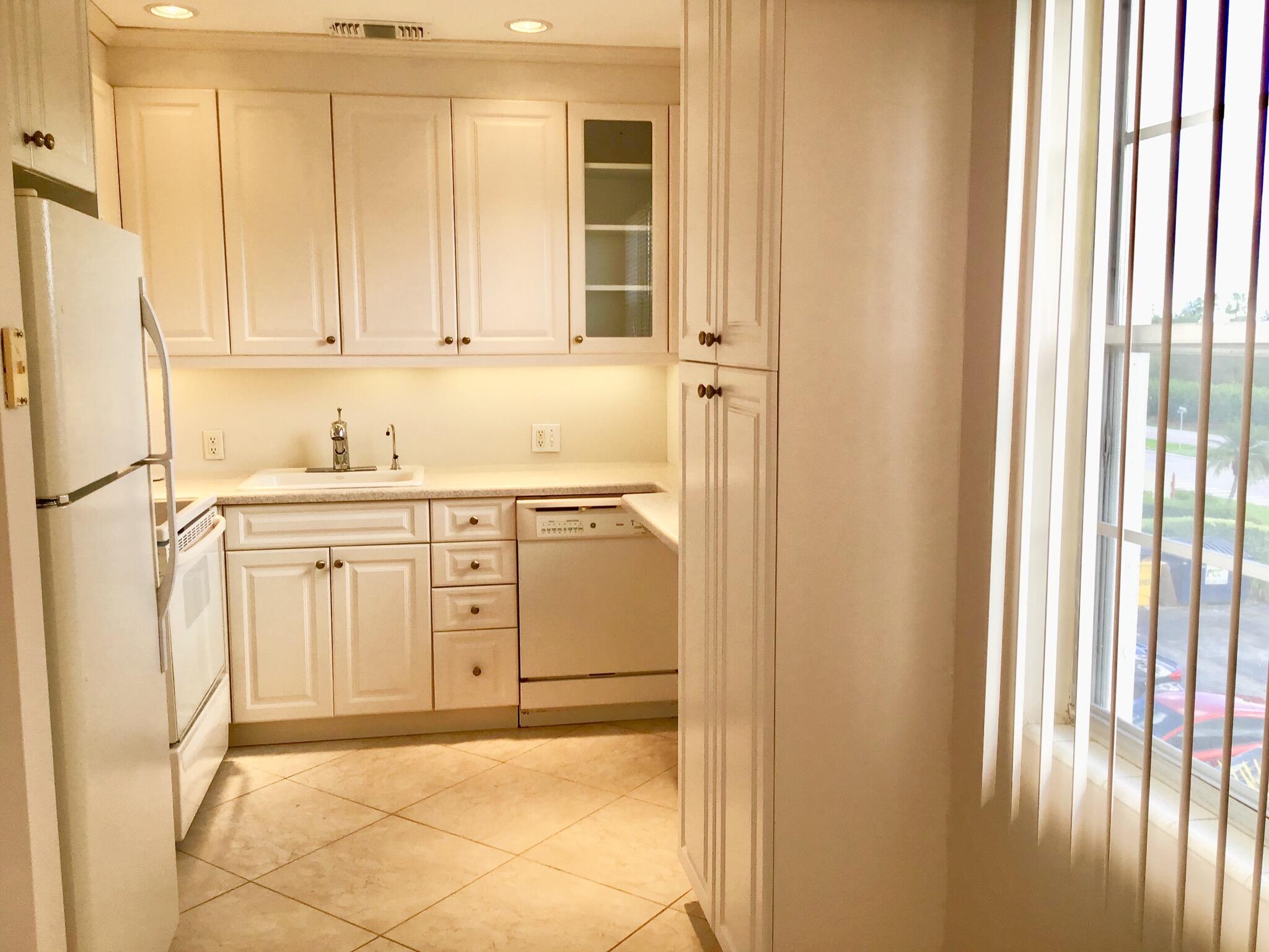 BRIGHTON AT CENTURY VILLAGE CONDO - Residential Lease