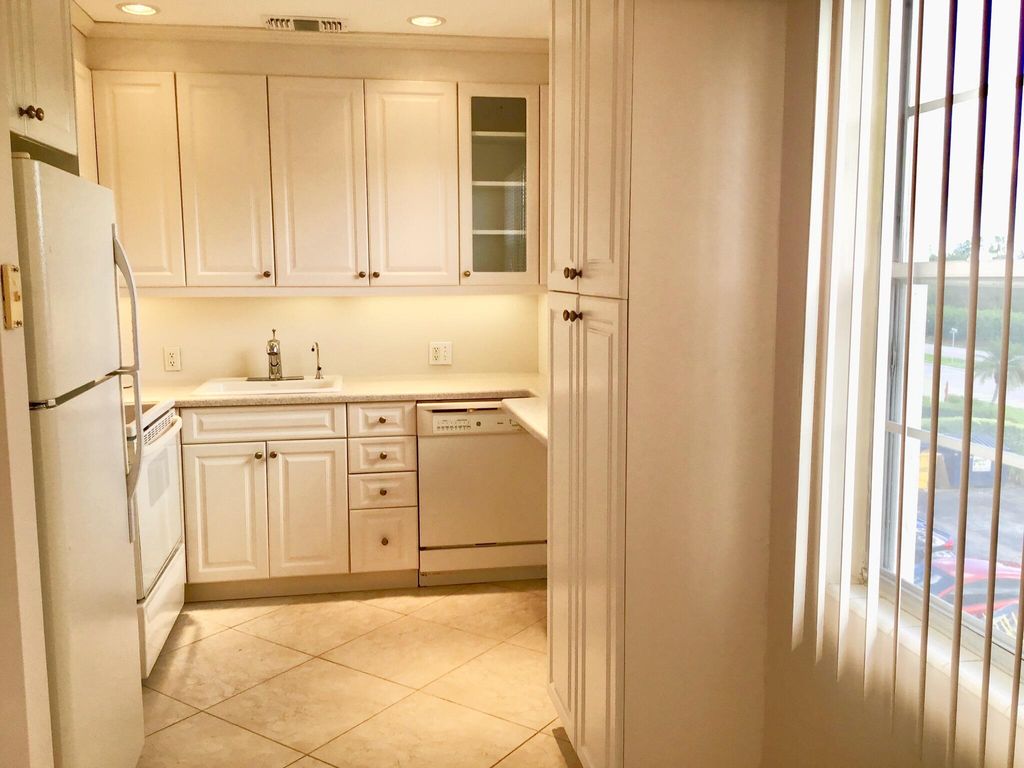 Photo of 336 Brighton H, Boca Raton, FL 33434 (MLS # B26011354)