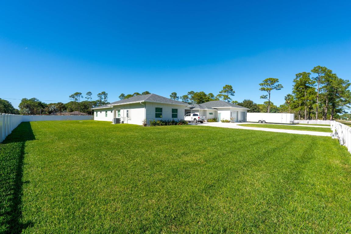 Loxahatchee - Residential