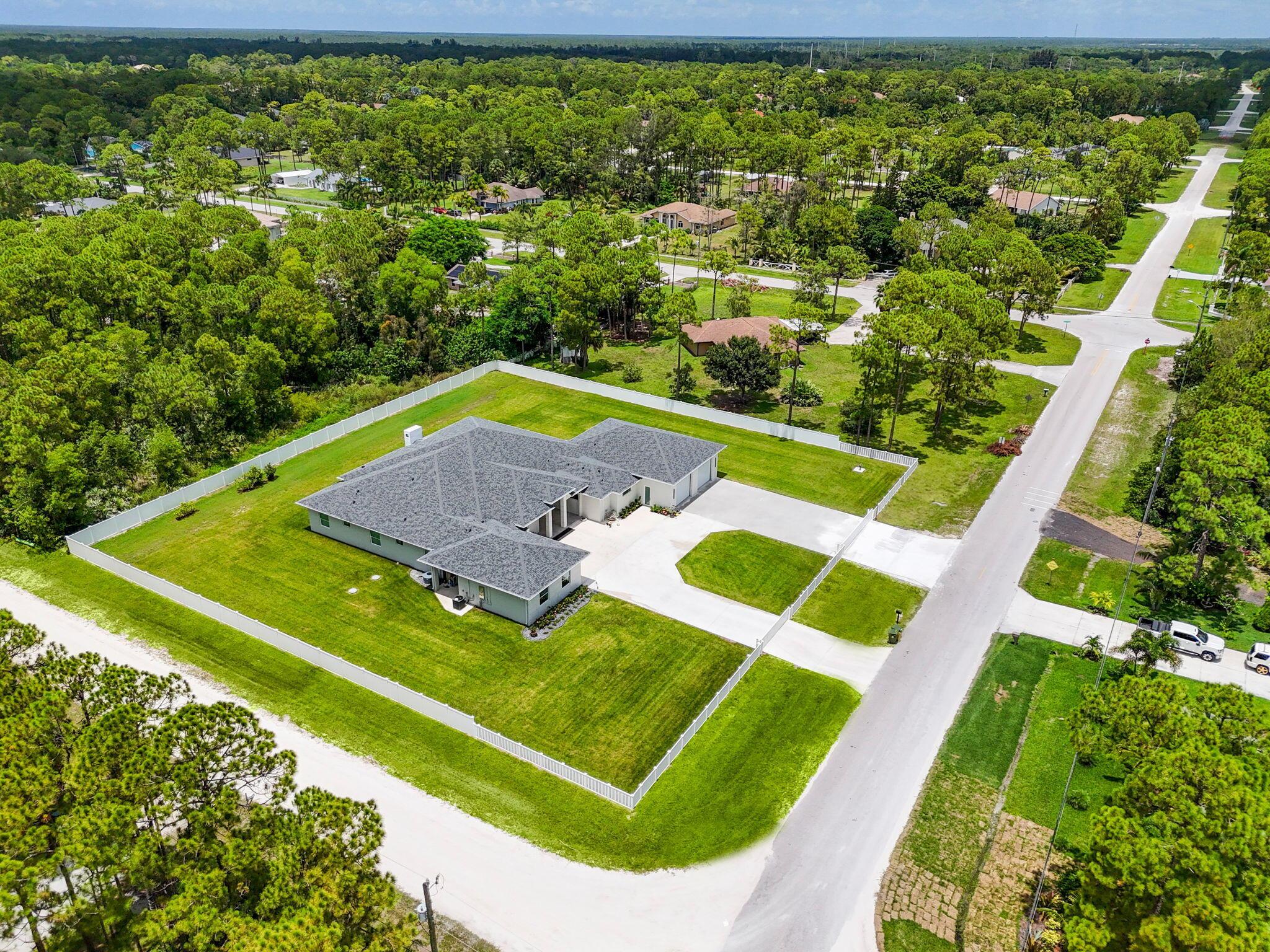 Loxahatchee - Residential