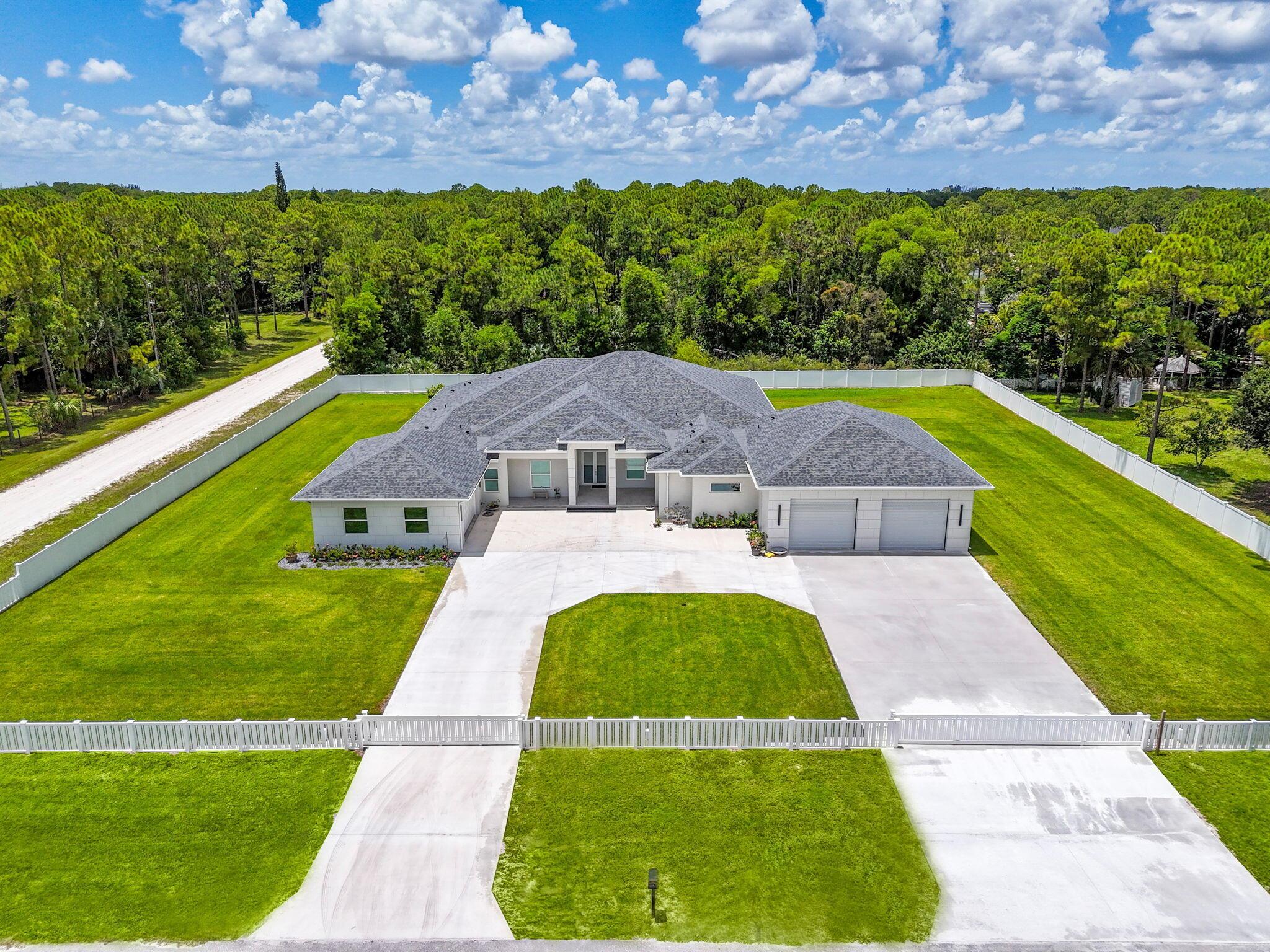 Loxahatchee - Residential