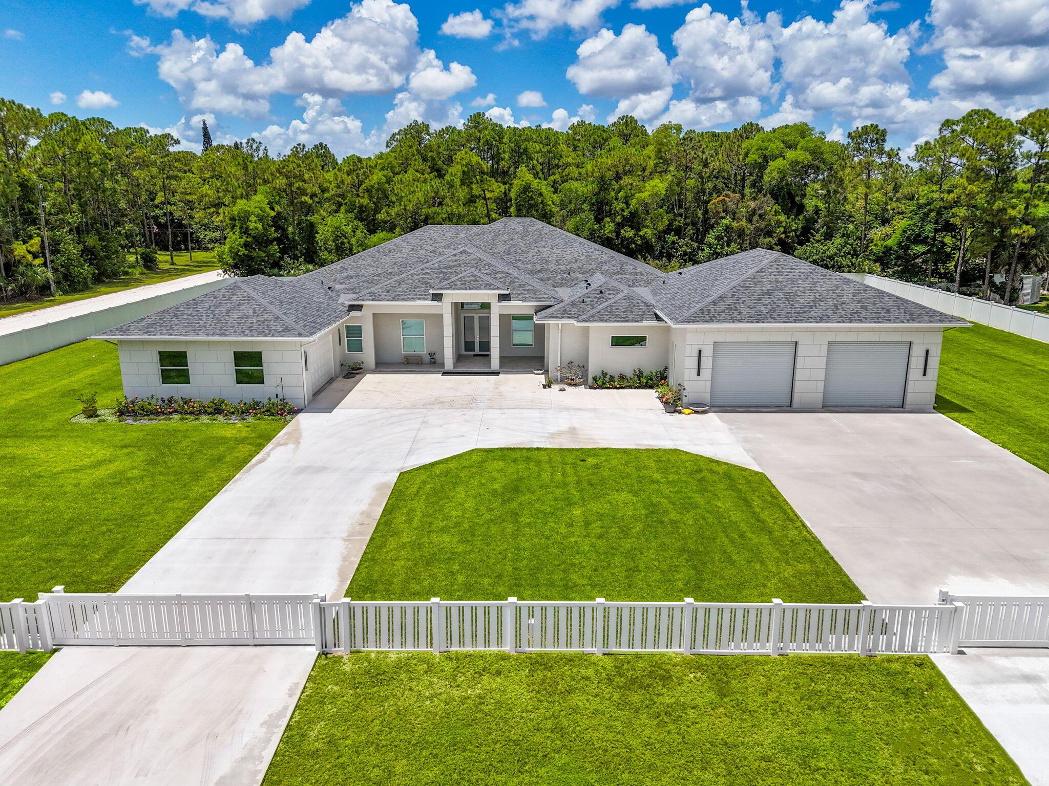 Loxahatchee - Residential