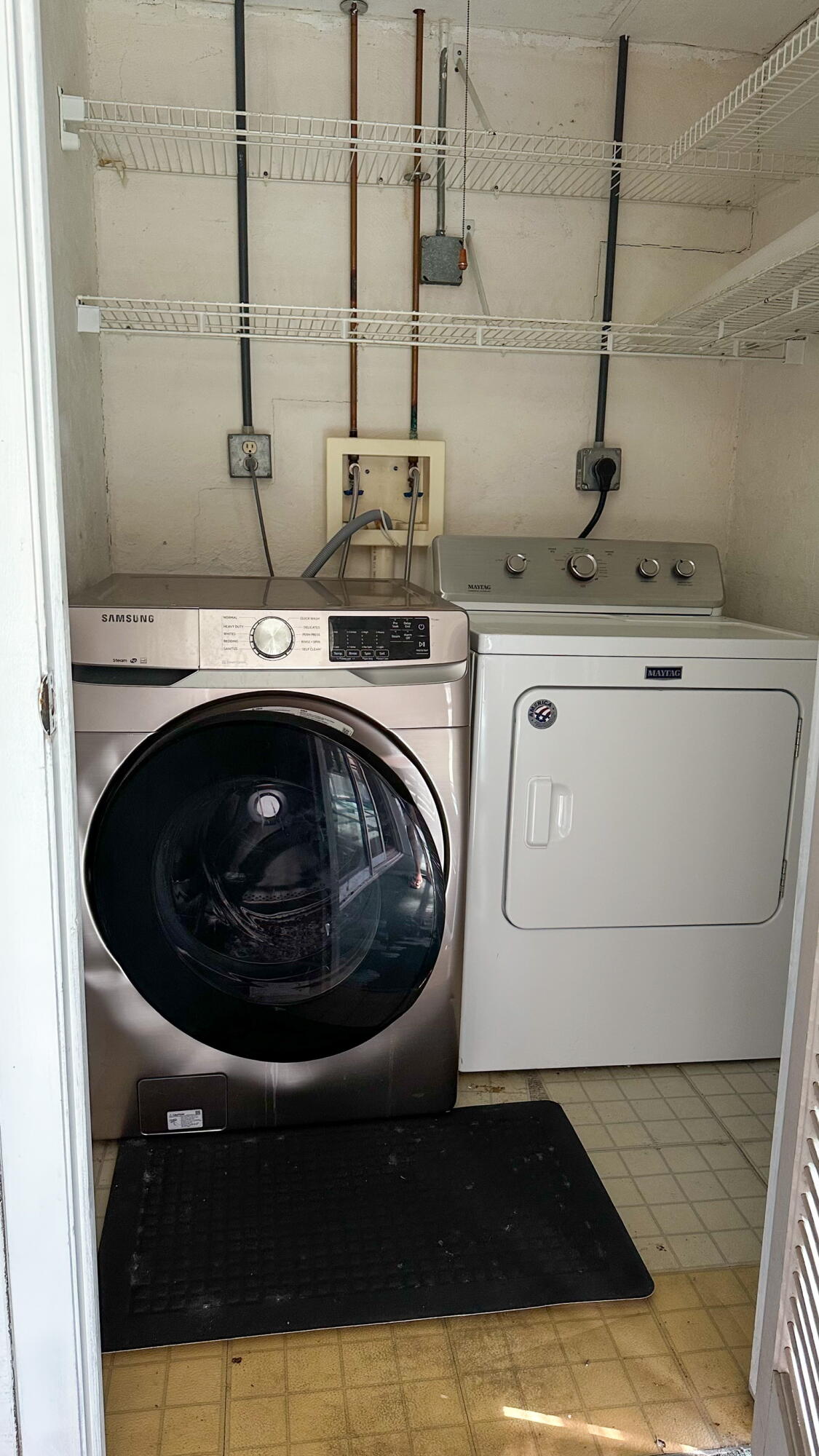 VISTA ST LUCIE BUILDINGS 9 THRU 20 - Residential