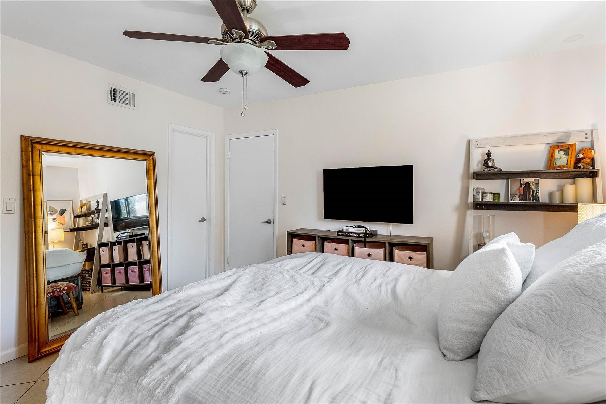 Oakland Shores Condo - Residential