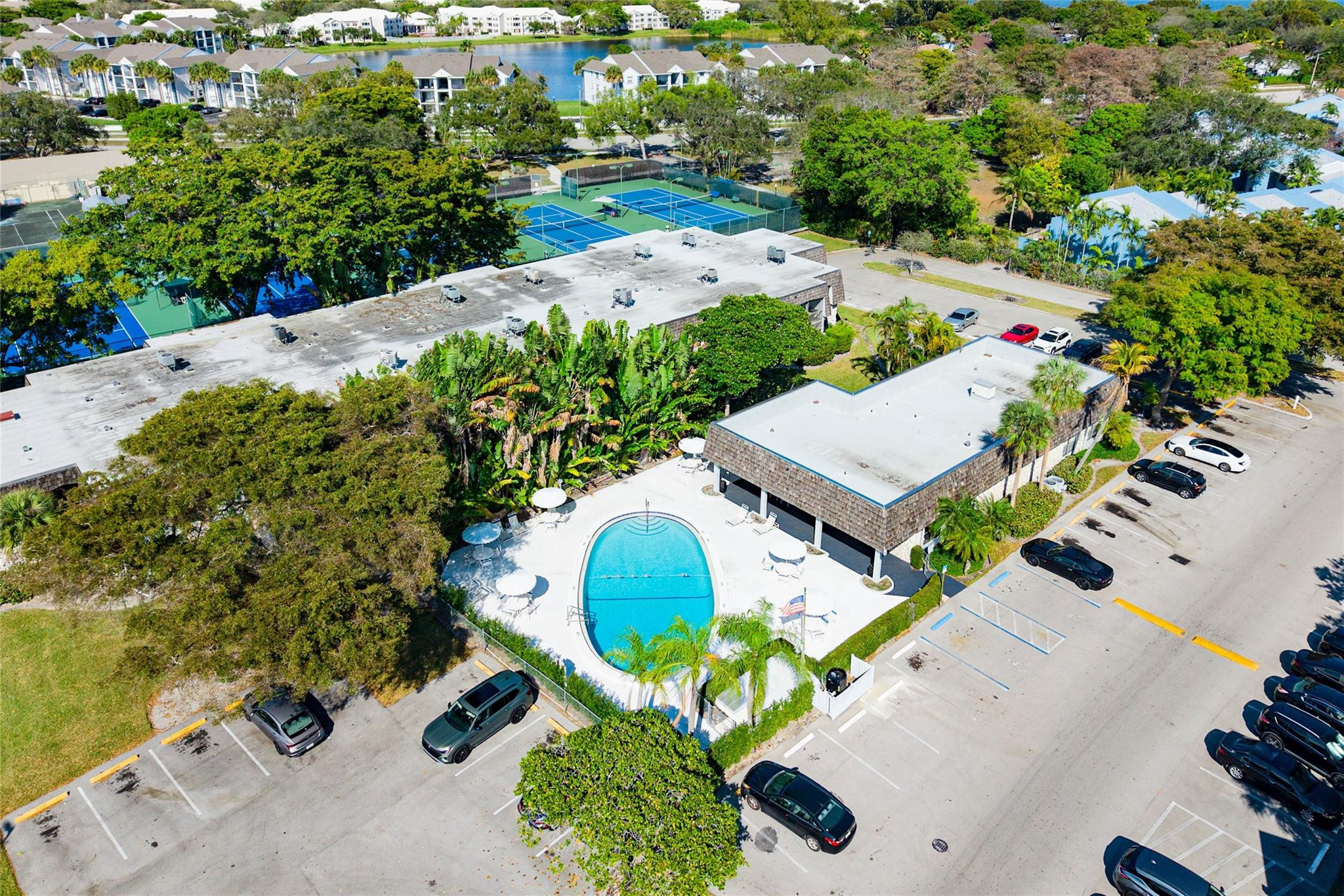 Oakland Shores Condo - Residential