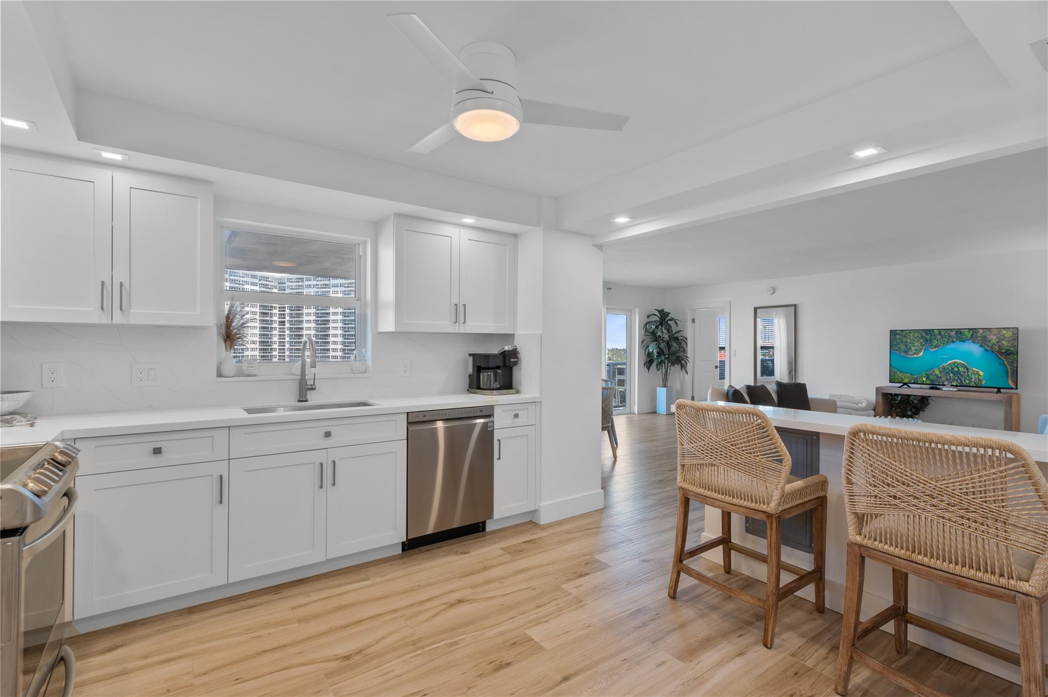 Playa Del Sol Condo - Residential Lease