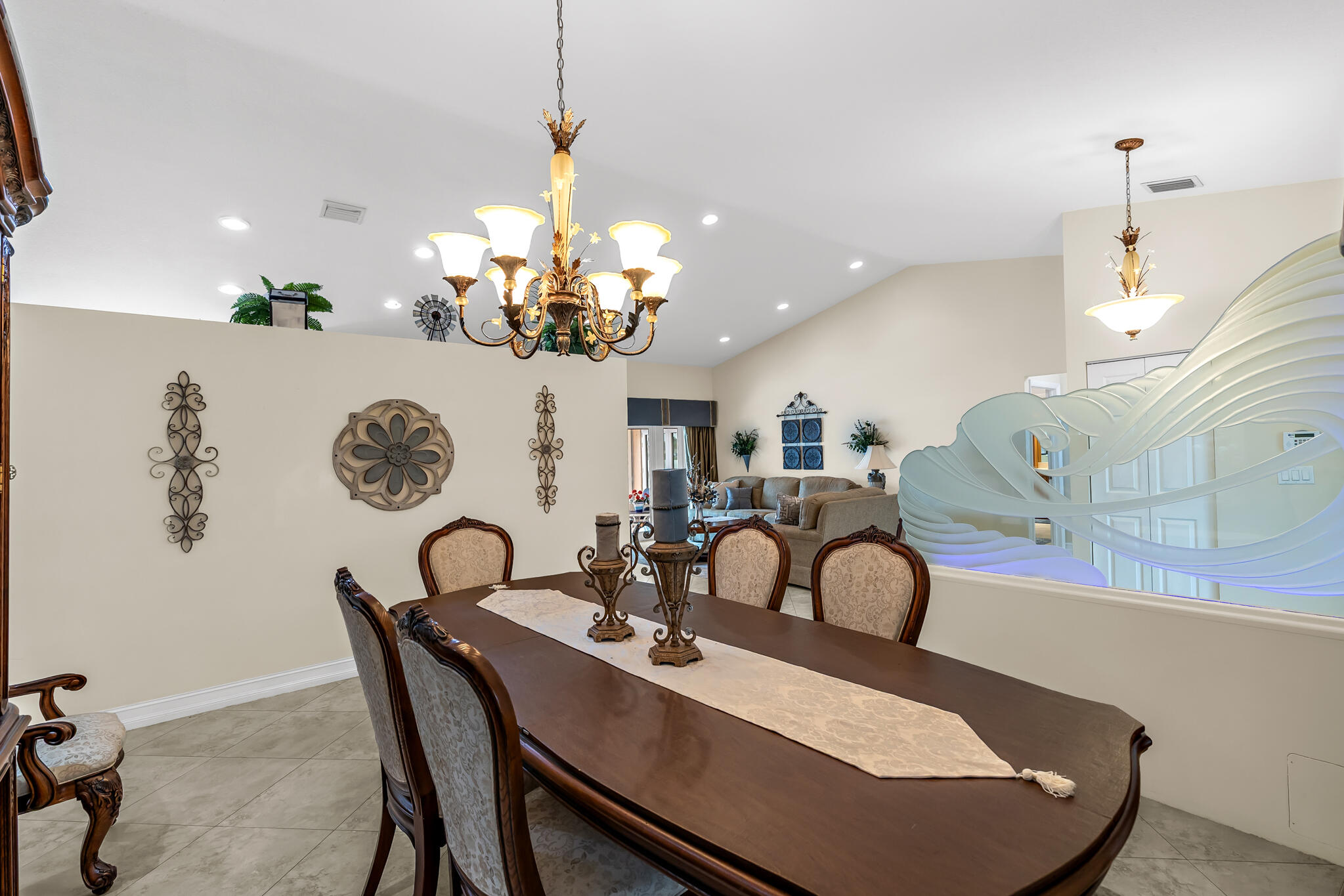 RIDGEVIEW LAKE ESTATES - Residential