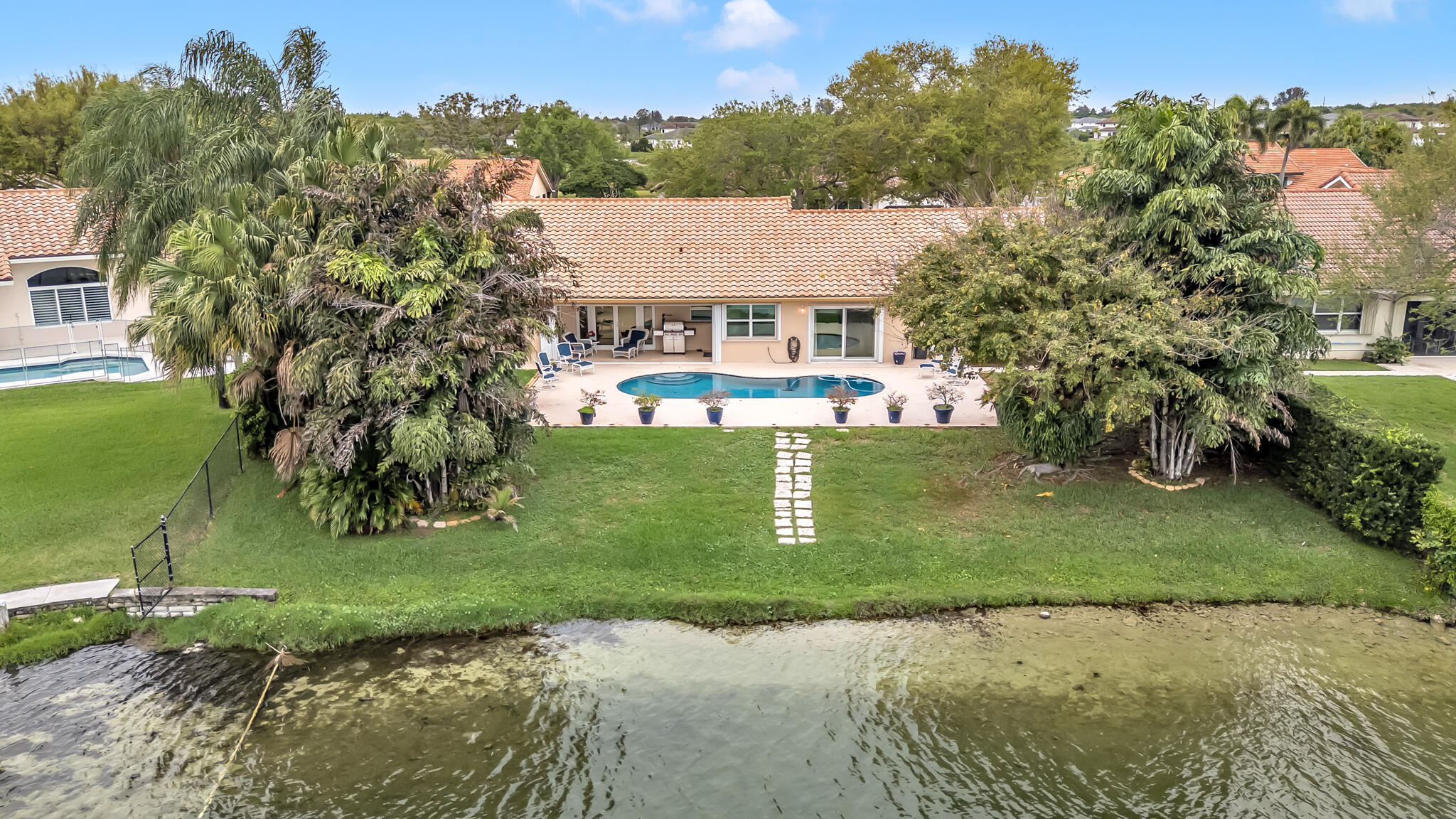 RIDGEVIEW LAKE ESTATES - Residential