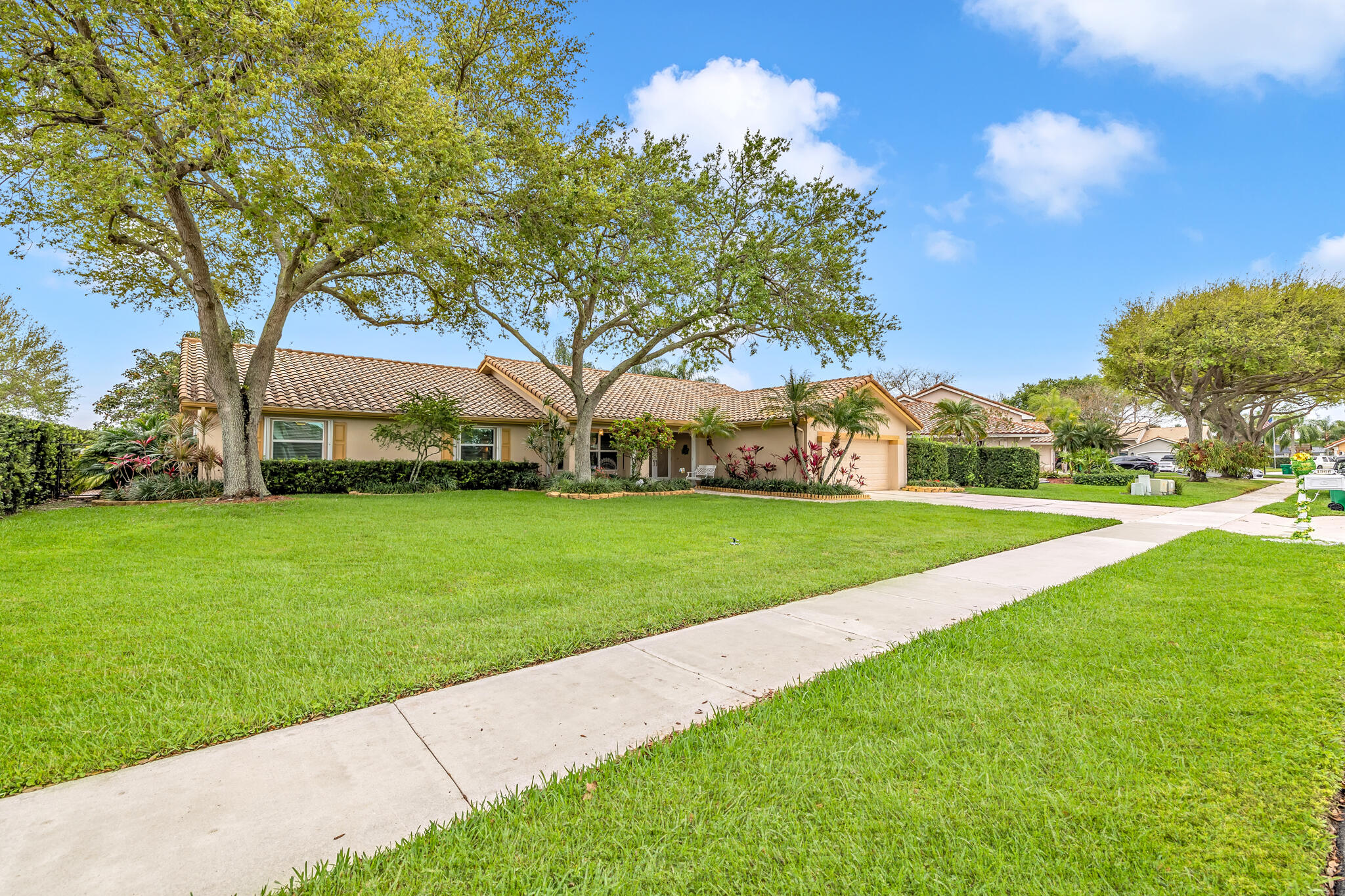 RIDGEVIEW LAKE ESTATES - Residential