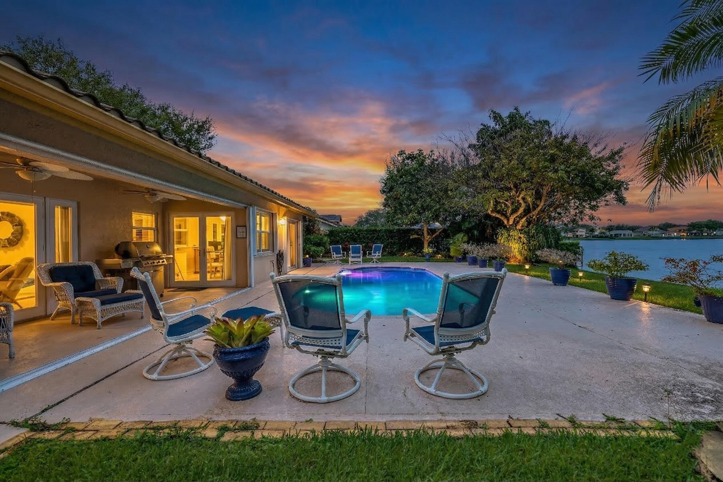 RIDGEVIEW LAKE ESTATES - Residential