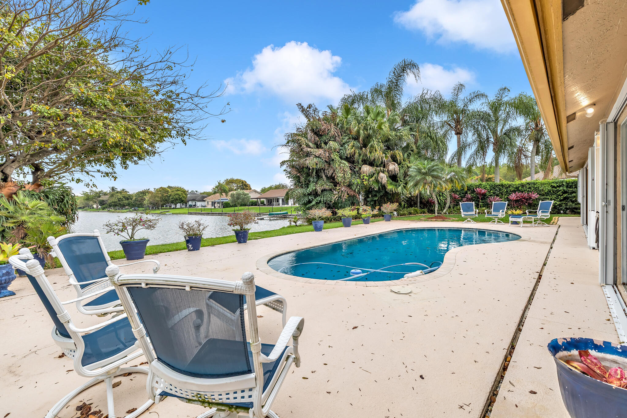 RIDGEVIEW LAKE ESTATES - Residential