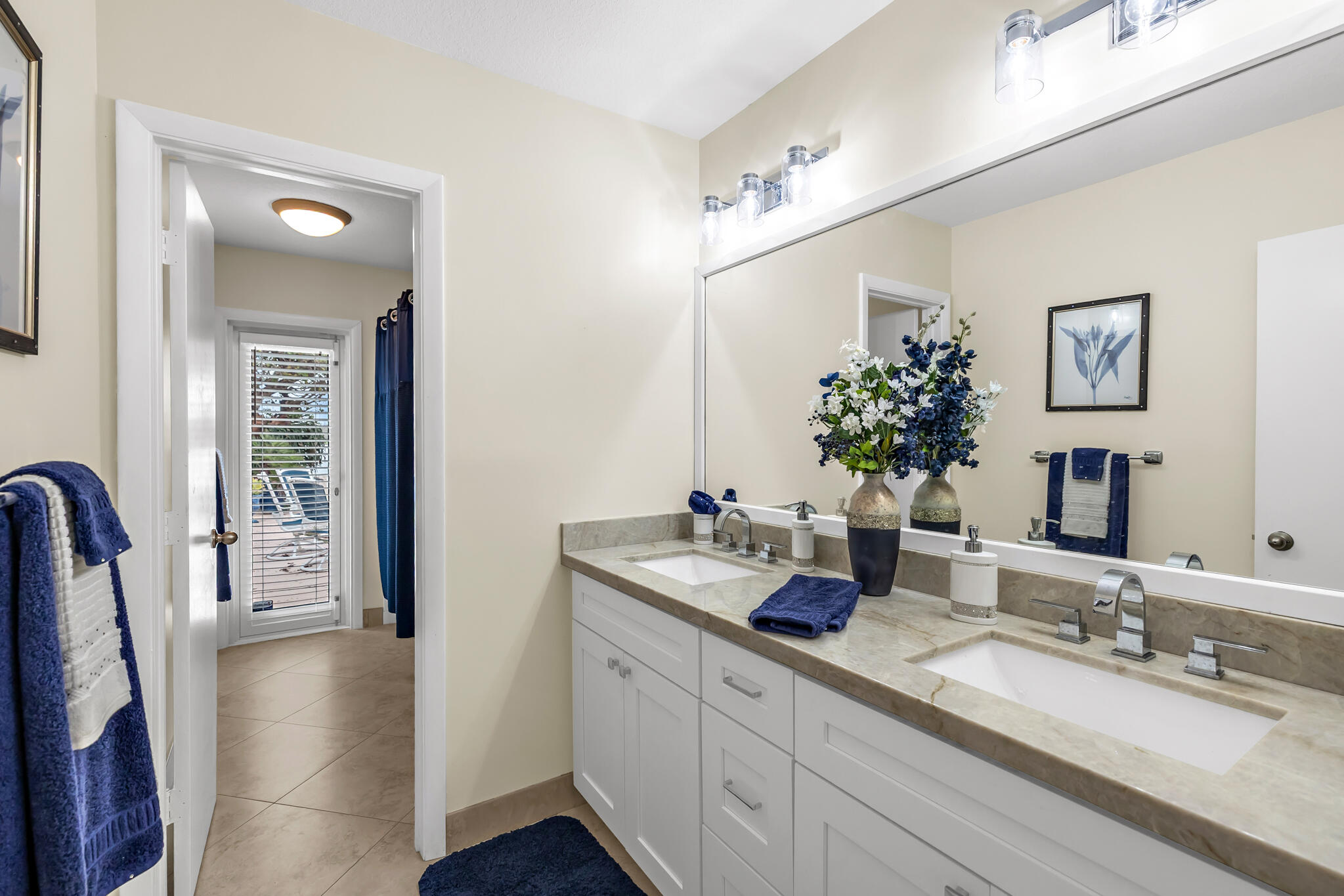 RIDGEVIEW LAKE ESTATES - Residential