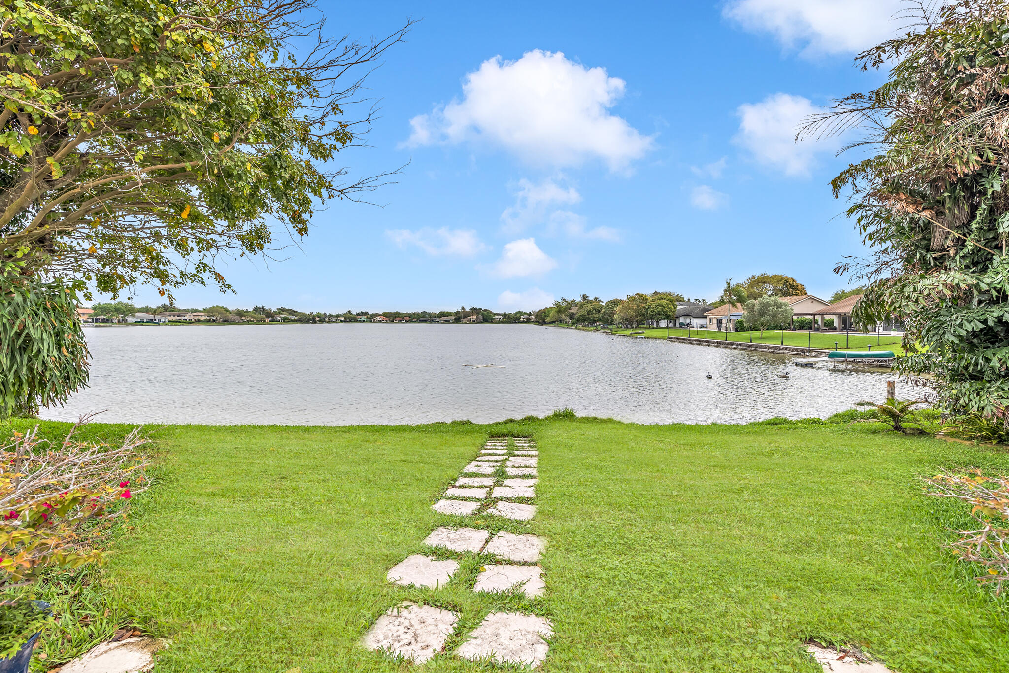 RIDGEVIEW LAKE ESTATES - Residential