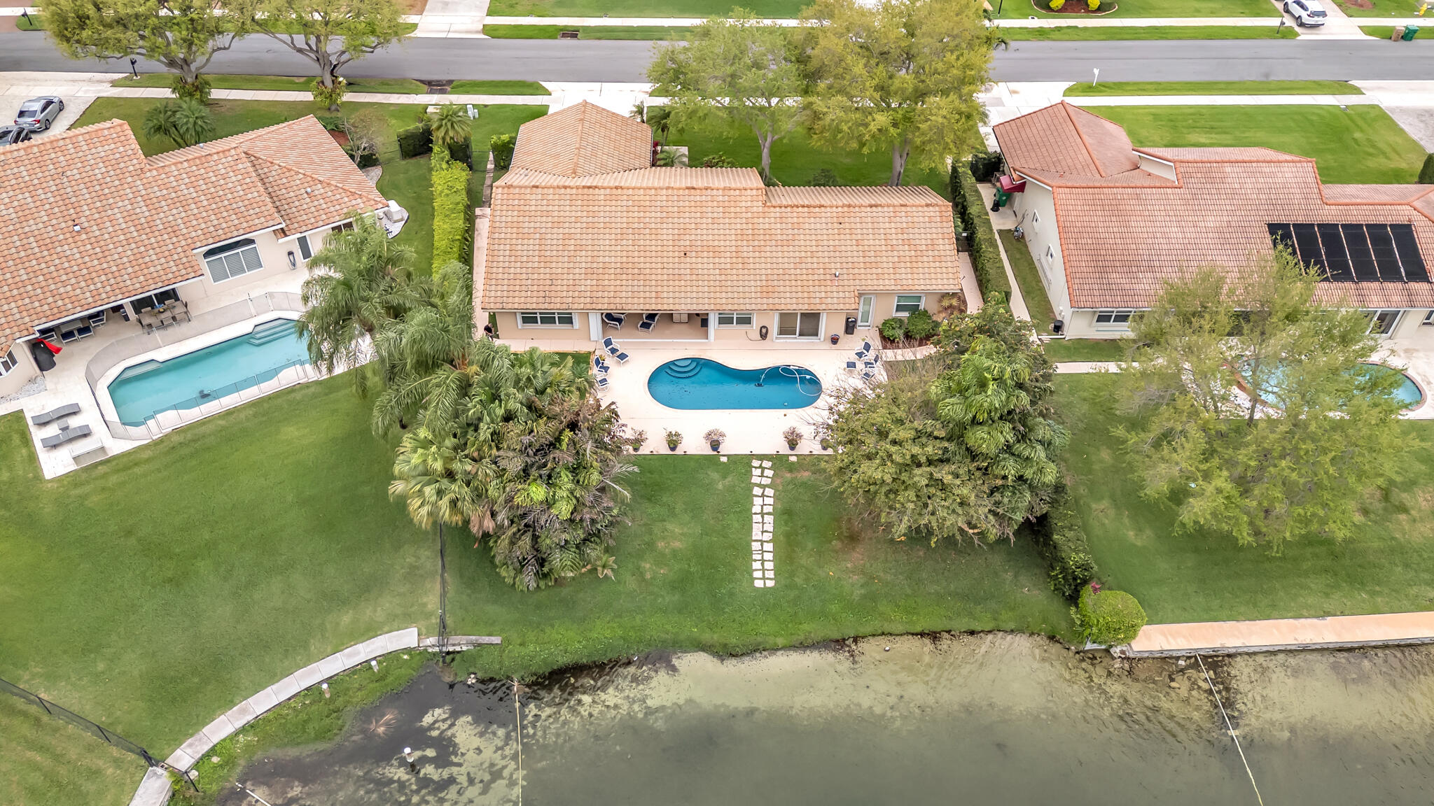 RIDGEVIEW LAKE ESTATES - Residential