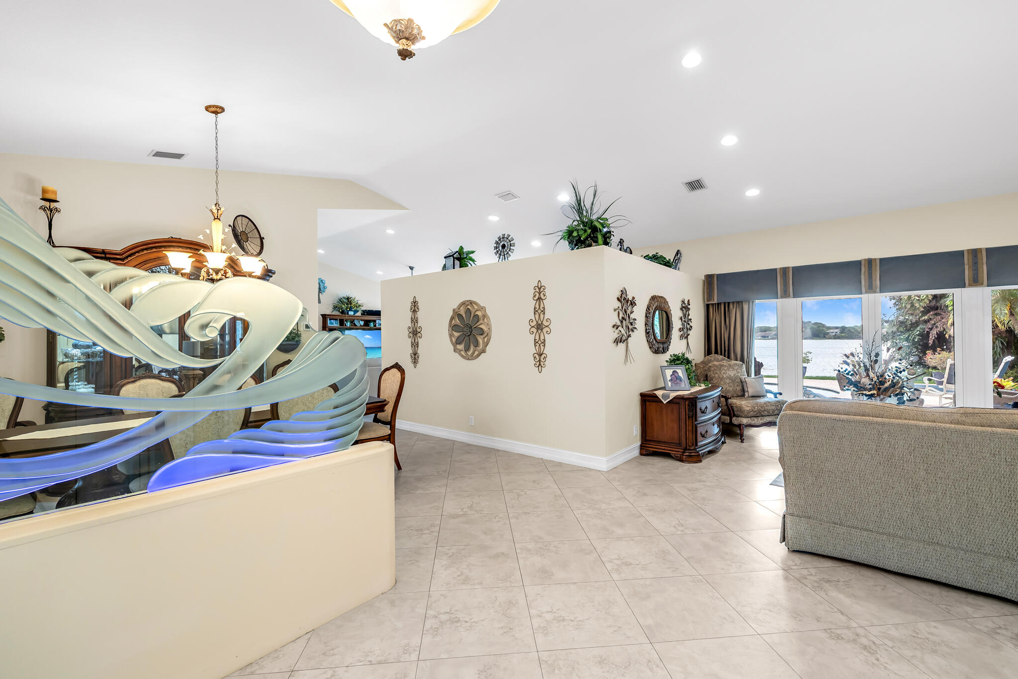 RIDGEVIEW LAKE ESTATES - Residential