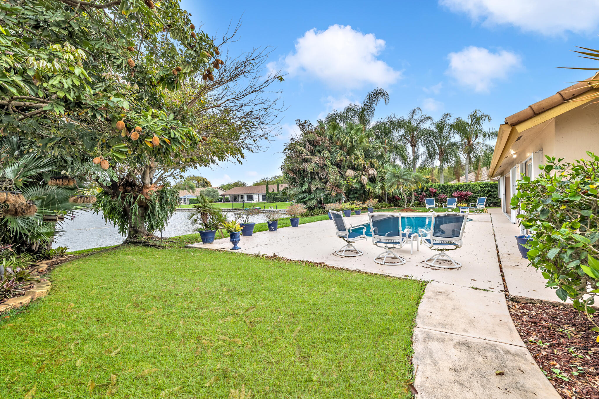 RIDGEVIEW LAKE ESTATES - Residential