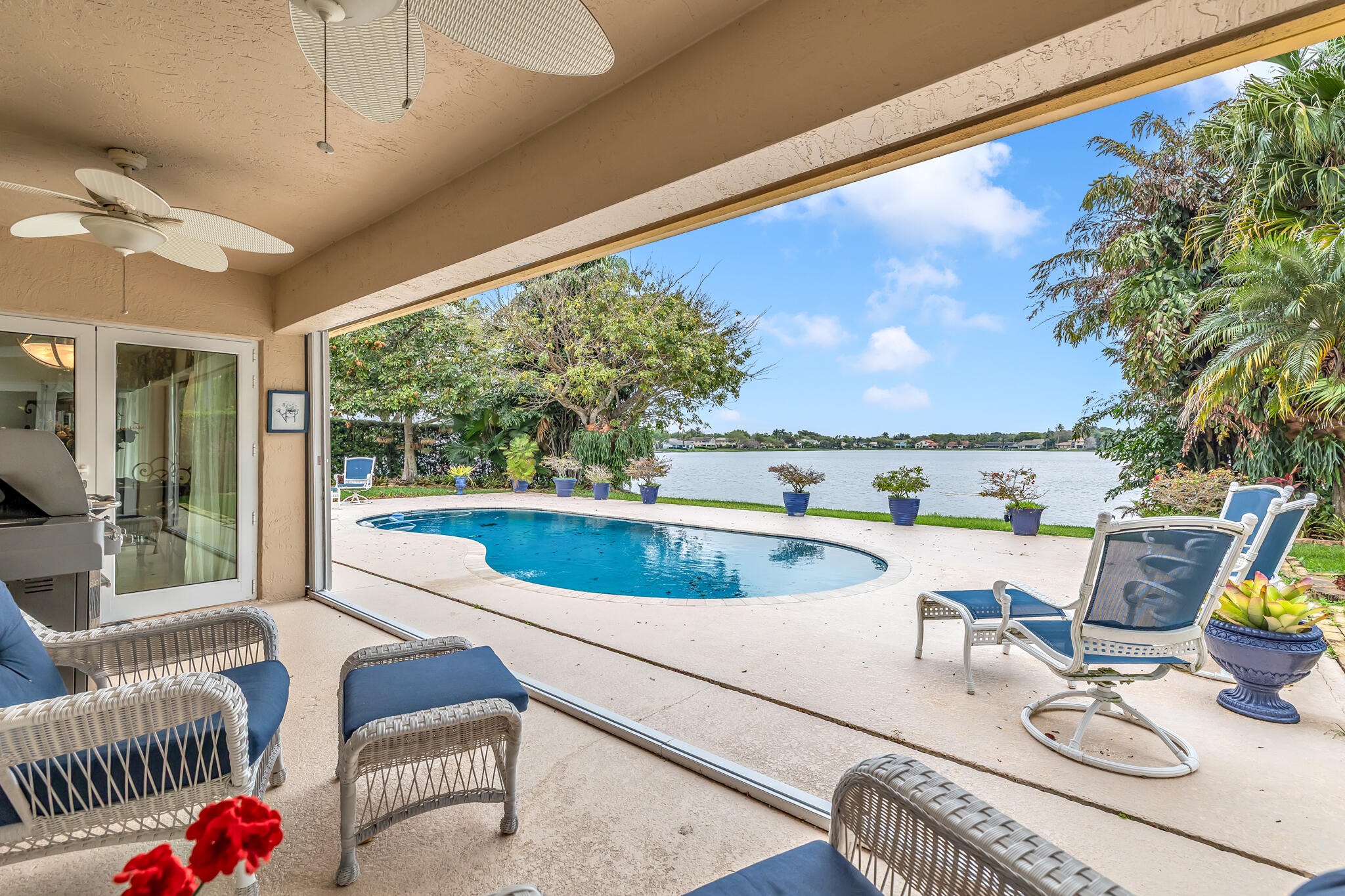 RIDGEVIEW LAKE ESTATES - Residential